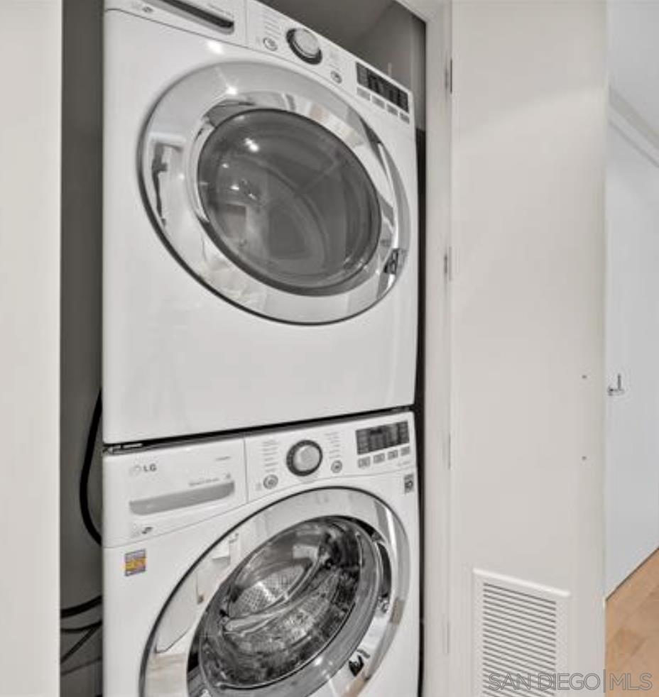 Detail Gallery Image 28 of 46 For 1205  Pacific Hwy  #2002,  San Diego,  CA 92101 - 2 Beds | 2 Baths