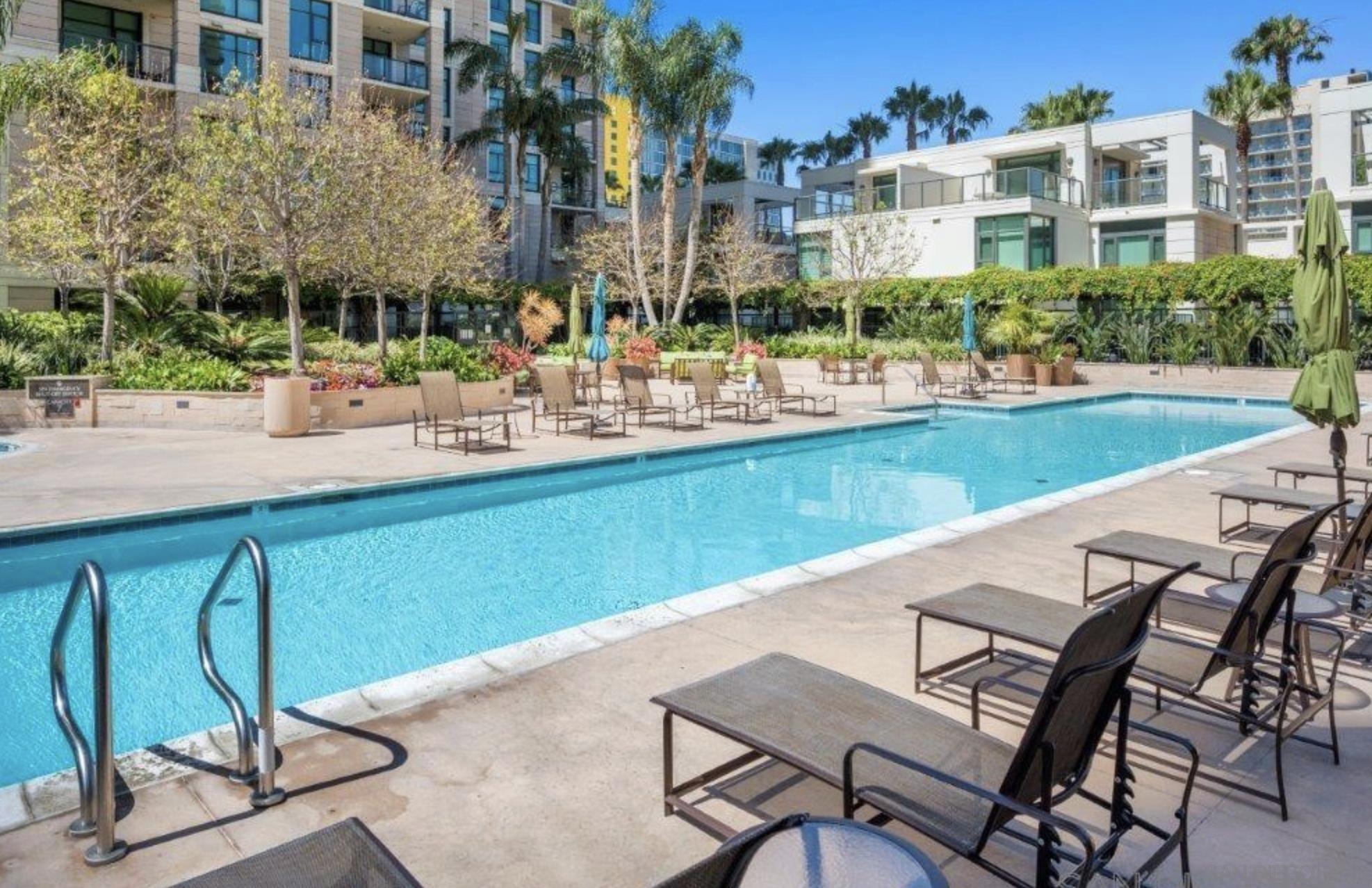 Detail Gallery Image 37 of 46 For 1205  Pacific Hwy  #2002,  San Diego,  CA 92101 - 2 Beds | 2 Baths