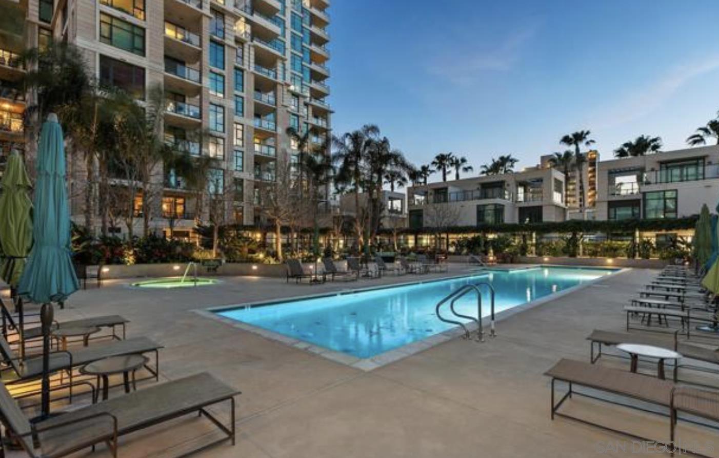 Detail Gallery Image 39 of 46 For 1205  Pacific Hwy  #2002,  San Diego,  CA 92101 - 2 Beds | 2 Baths