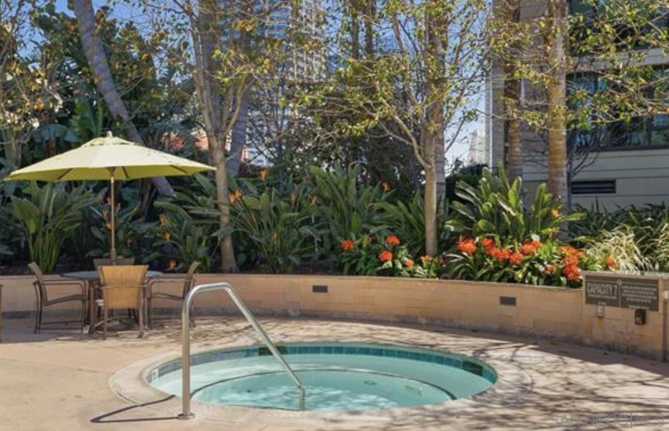 Detail Gallery Image 40 of 46 For 1205  Pacific Hwy  #2002,  San Diego,  CA 92101 - 2 Beds | 2 Baths