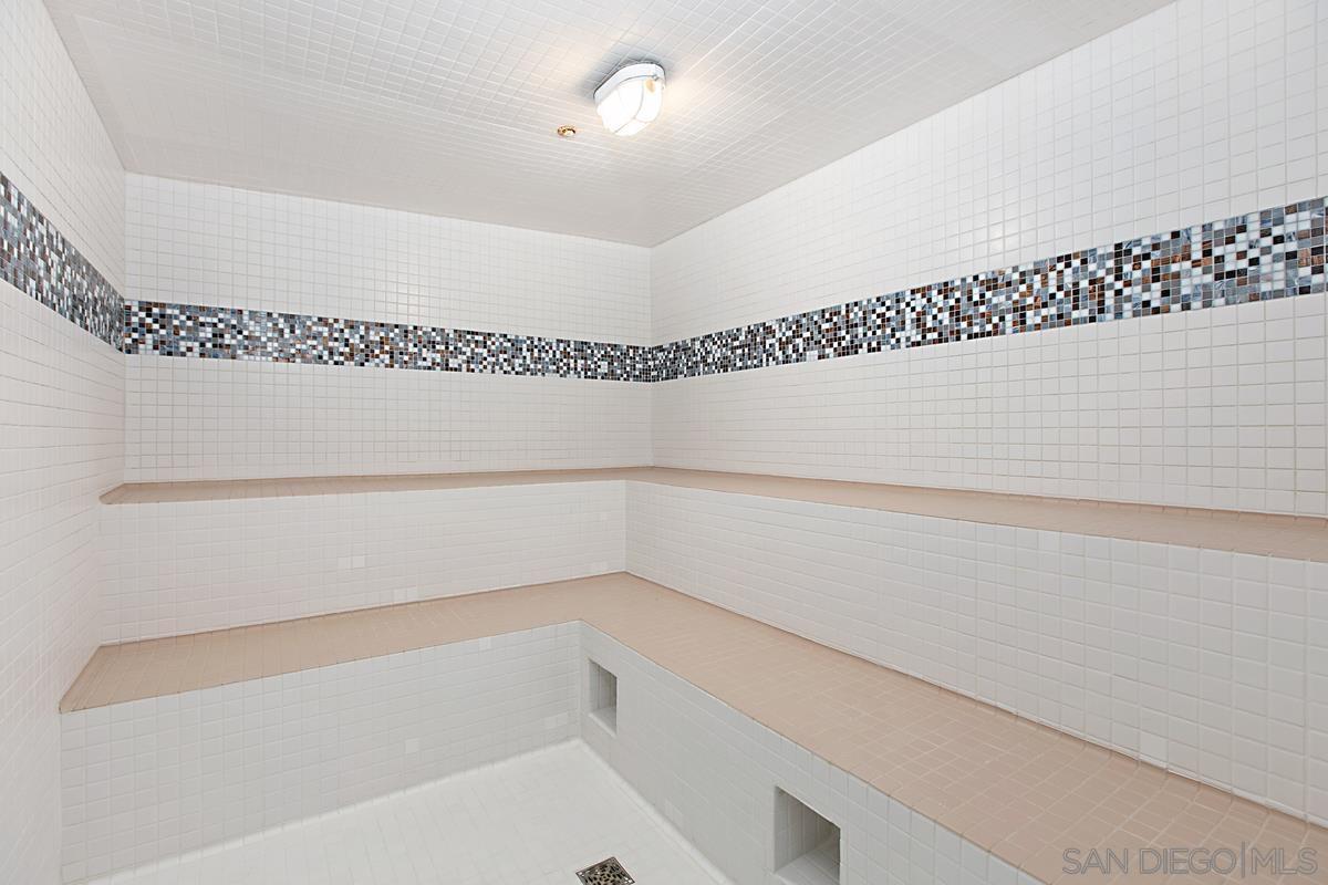Detail Gallery Image 43 of 46 For 1205  Pacific Hwy  #2002,  San Diego,  CA 92101 - 2 Beds | 2 Baths
