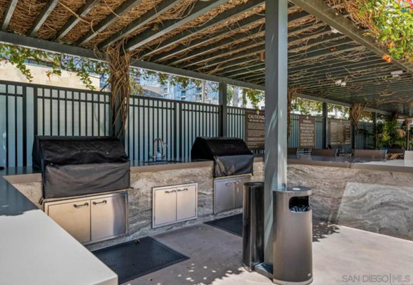 Detail Gallery Image 45 of 46 For 1205  Pacific Hwy  #2002,  San Diego,  CA 92101 - 2 Beds | 2 Baths