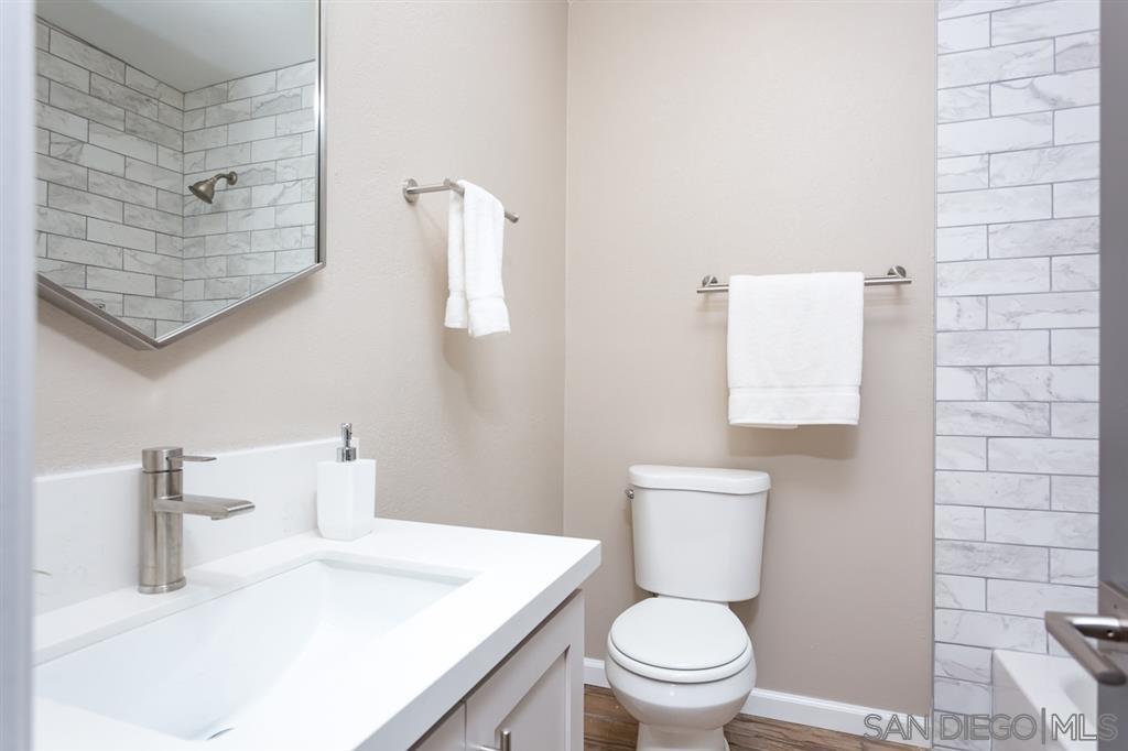 Detail Gallery Image 14 of 27 For 9745  Saint George St, Spring Valley,  CA 91977 - 4 Beds | 3 Baths