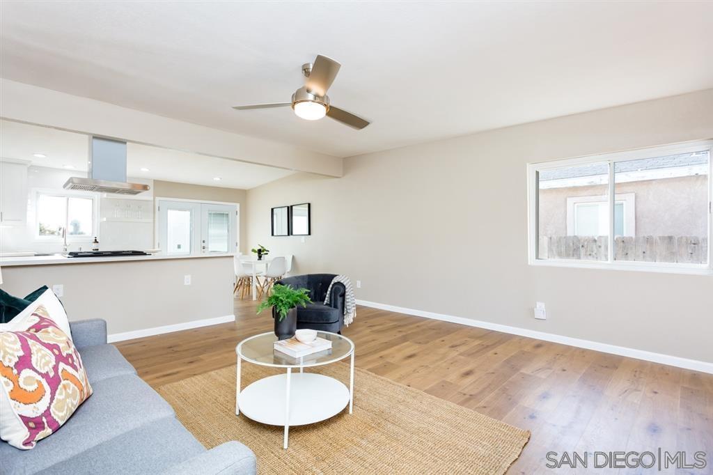 Detail Gallery Image 7 of 27 For 9745  Saint George St, Spring Valley,  CA 91977 - 4 Beds | 3 Baths