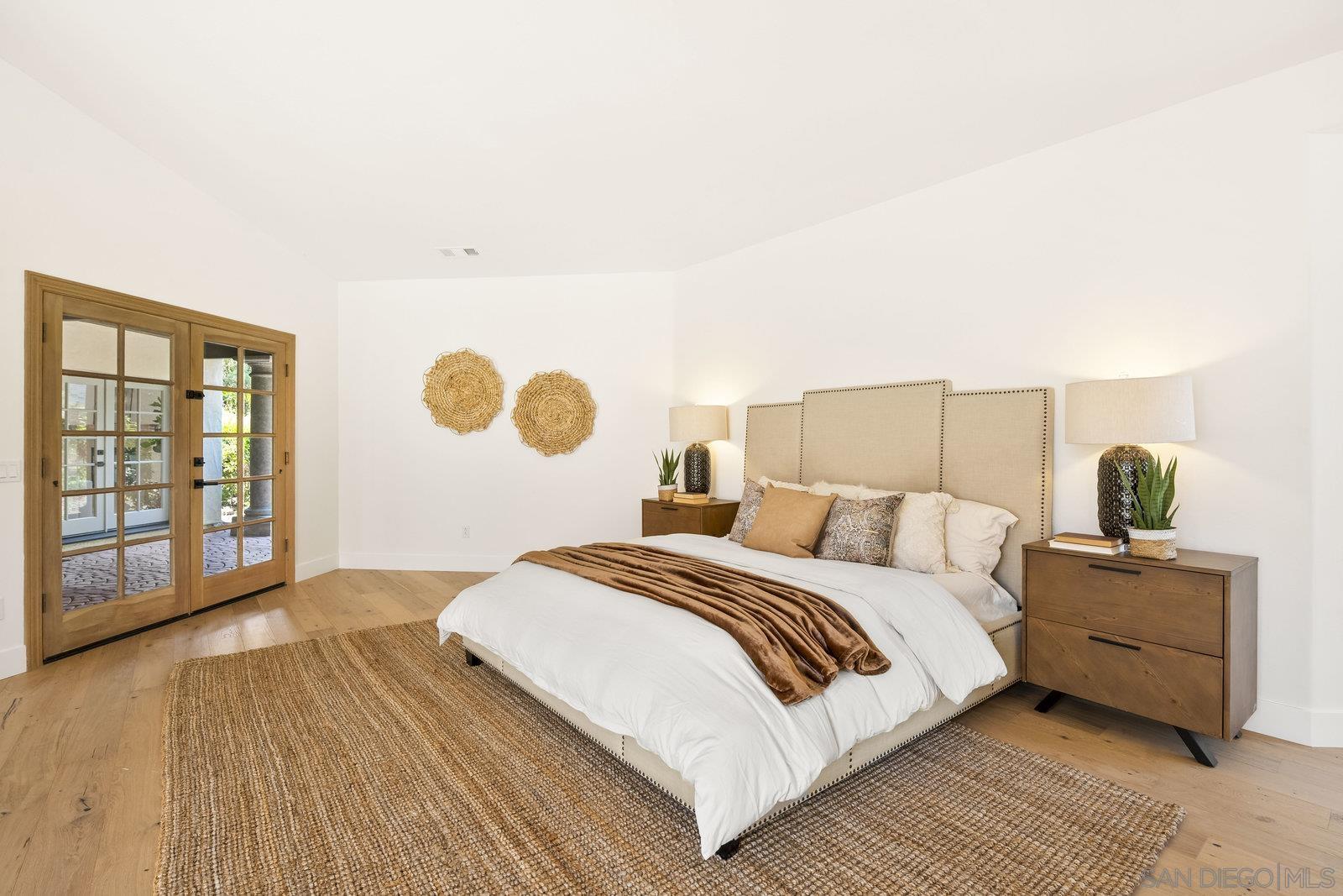 Detail Gallery Image 16 of 60 For 17601  Valle Verde, Poway,  CA 92064 - 5 Beds | 3/1 Baths