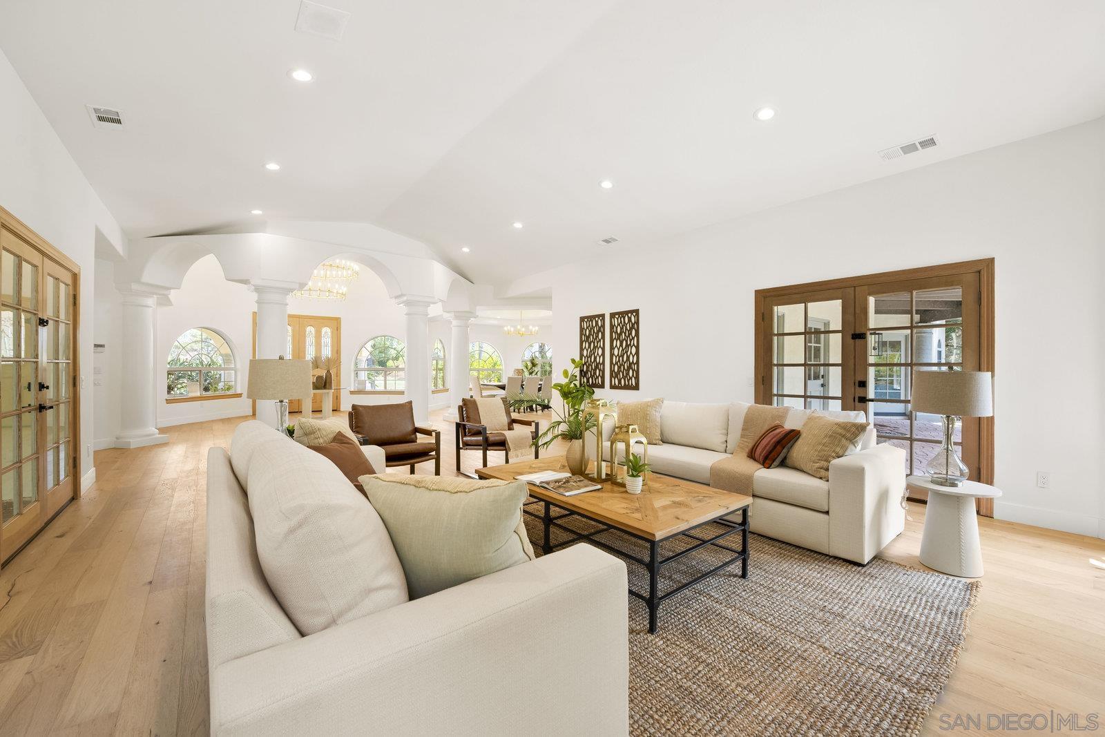 Detail Gallery Image 26 of 60 For 17601  Valle Verde, Poway,  CA 92064 - 5 Beds | 3/1 Baths