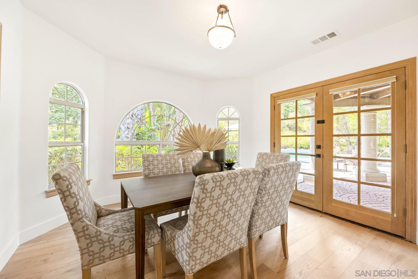 Detail Gallery Image 38 of 60 For 17601  Valle Verde, Poway,  CA 92064 - 5 Beds | 3/1 Baths