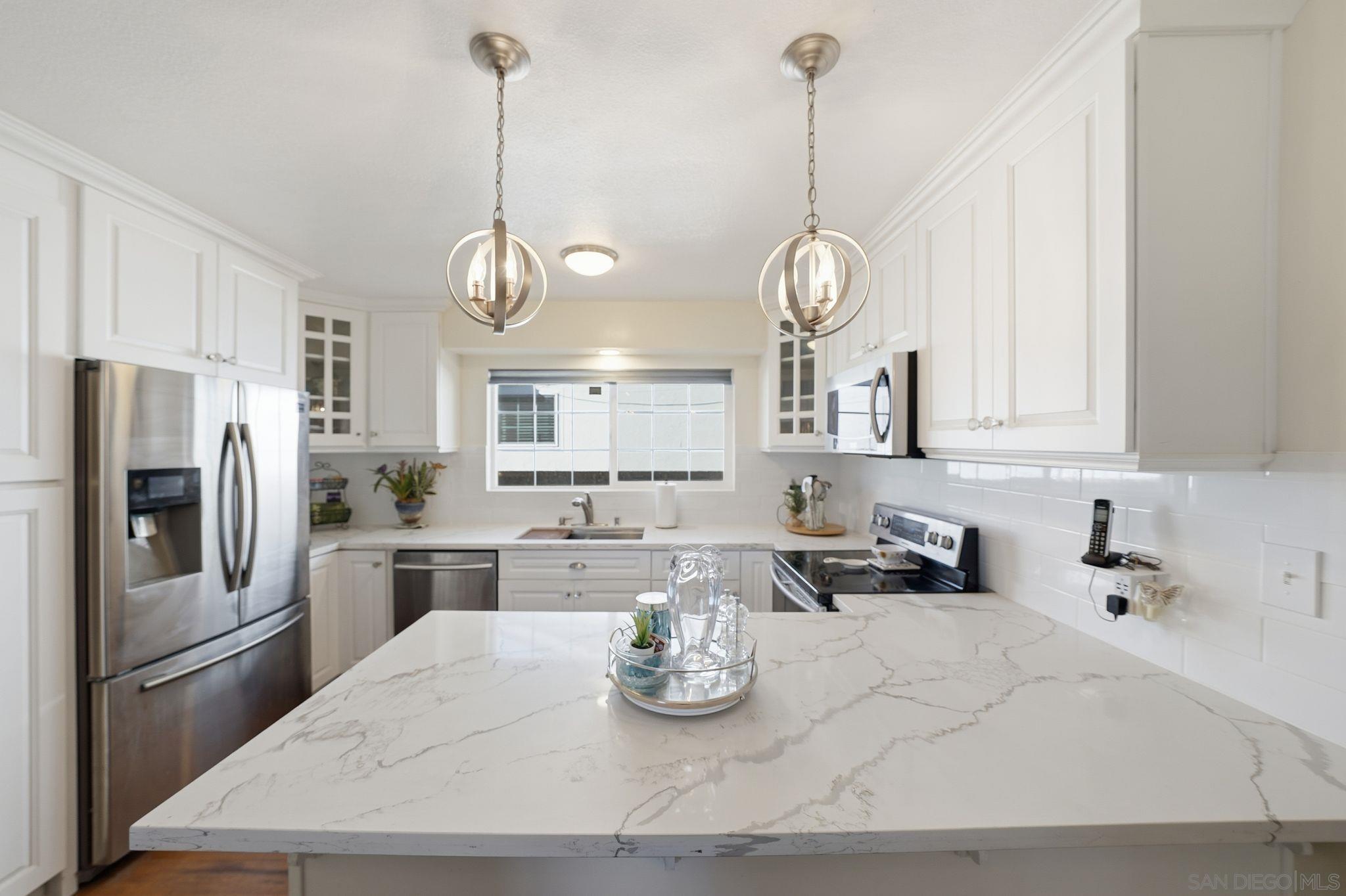 Detail Gallery Image 11 of 40 For 4950  Dafter Dr, San Diego,  CA 92102 - 4 Beds | 2 Baths