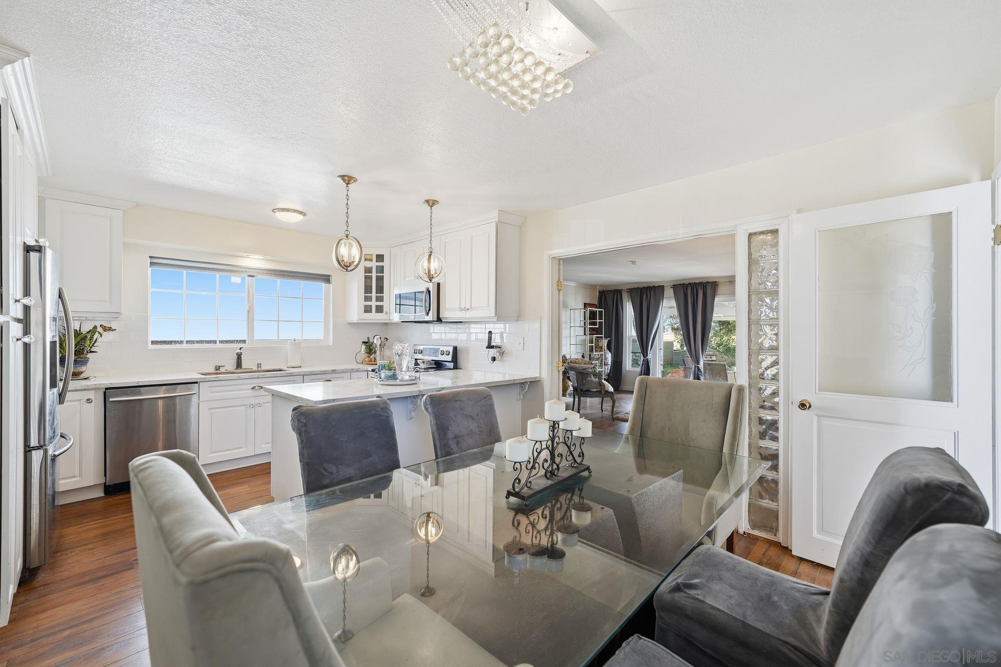 Detail Gallery Image 12 of 40 For 4950  Dafter Dr, San Diego,  CA 92102 - 4 Beds | 2 Baths