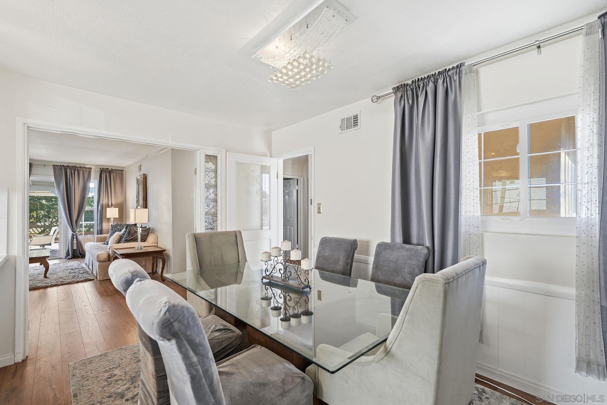 Detail Gallery Image 13 of 40 For 4950  Dafter Dr, San Diego,  CA 92102 - 4 Beds | 2 Baths