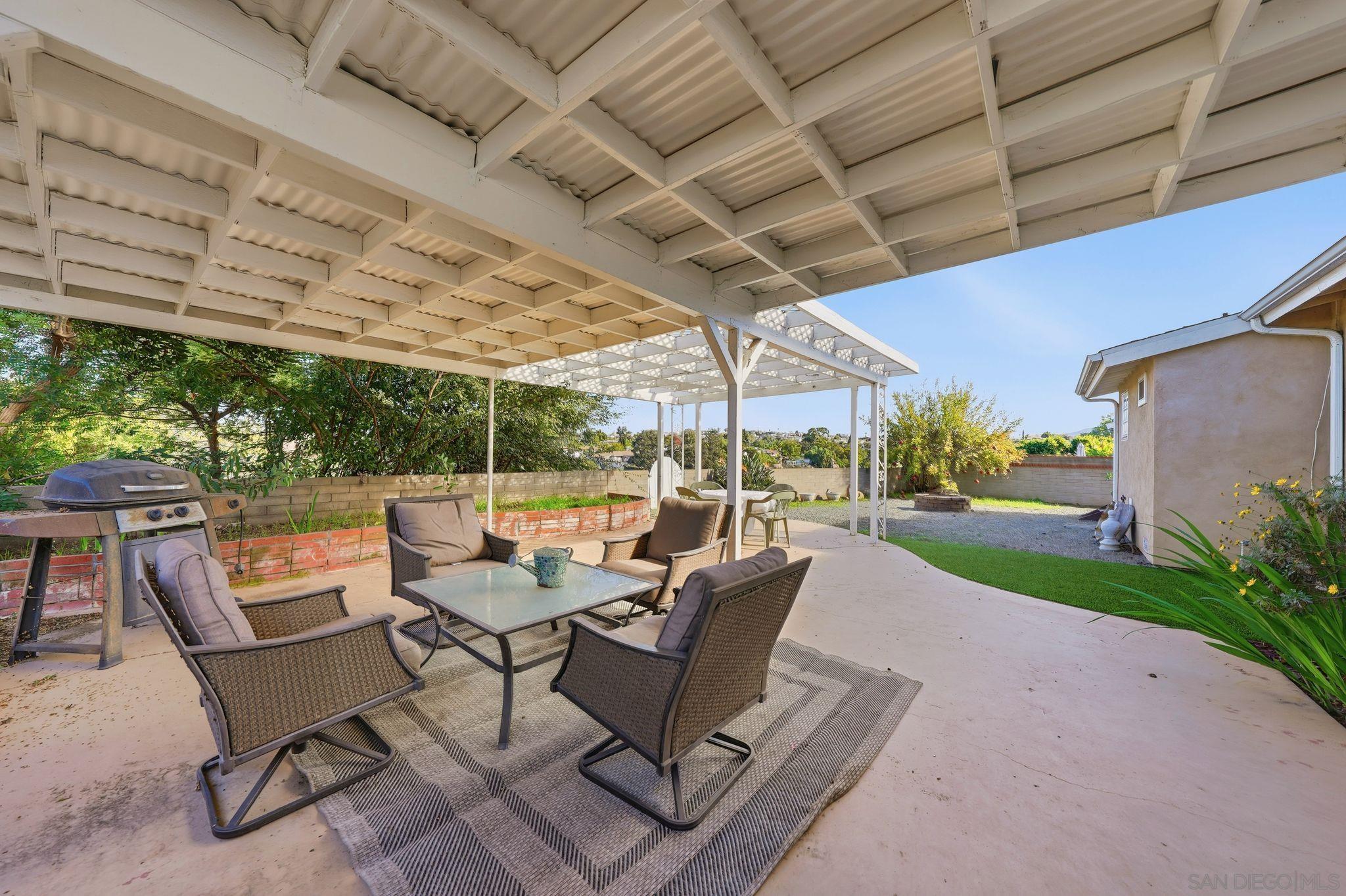 Detail Gallery Image 25 of 40 For 4950  Dafter Dr, San Diego,  CA 92102 - 4 Beds | 2 Baths