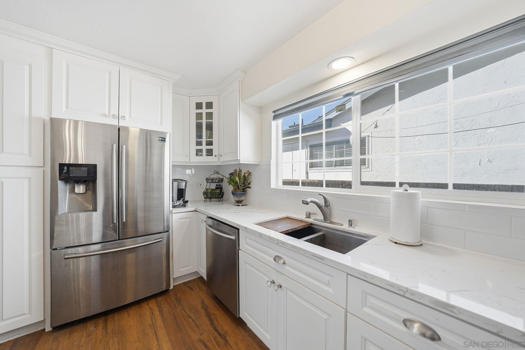 Detail Gallery Image 9 of 40 For 4950  Dafter Dr, San Diego,  CA 92102 - 4 Beds | 2 Baths