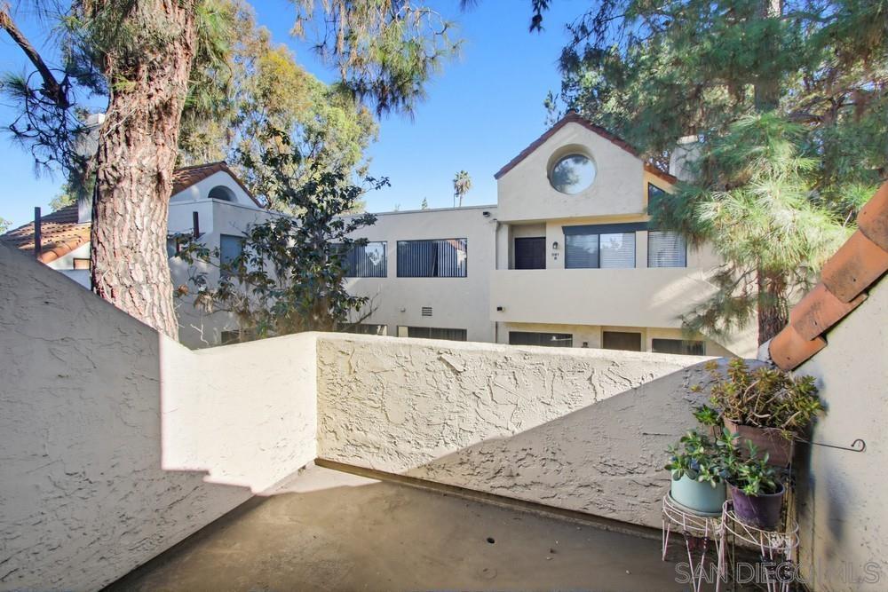 Detail Gallery Image 18 of 40 For 387 N Melrose Dr  #D,  Vista,  CA 92083 - 2 Beds | 2 Baths