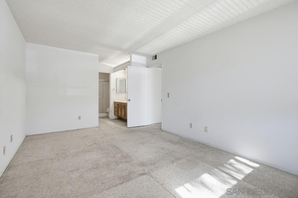 Detail Gallery Image 27 of 40 For 387 N Melrose Dr  #D,  Vista,  CA 92083 - 2 Beds | 2 Baths