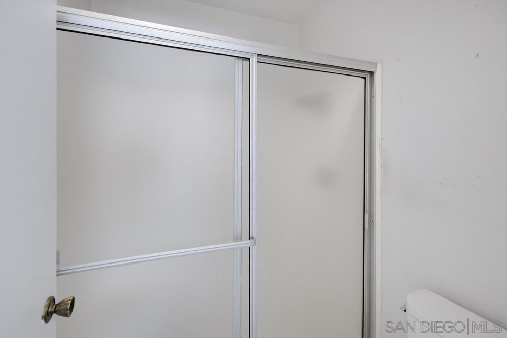 Detail Gallery Image 30 of 40 For 387 N Melrose Dr  #D,  Vista,  CA 92083 - 2 Beds | 2 Baths