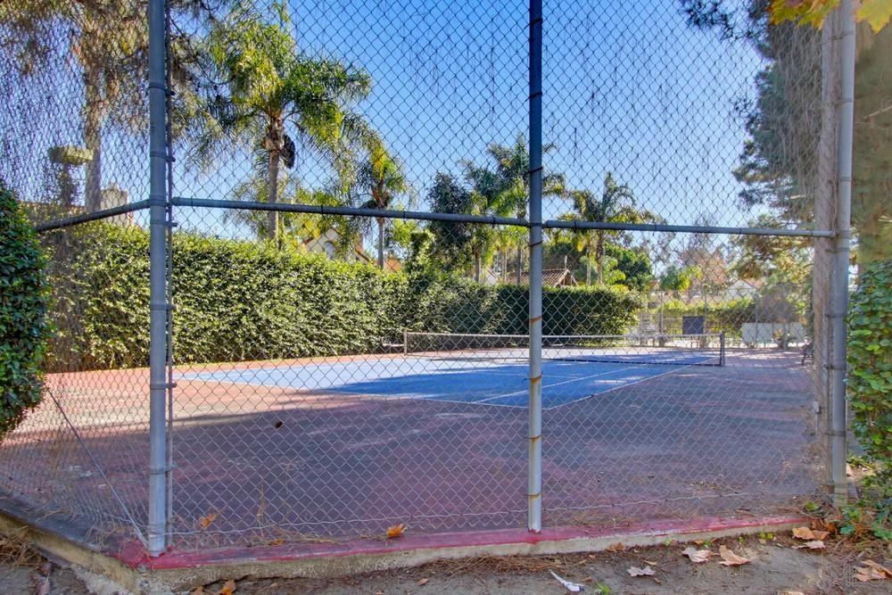 Detail Gallery Image 33 of 40 For 387 N Melrose Dr  #D,  Vista,  CA 92083 - 2 Beds | 2 Baths