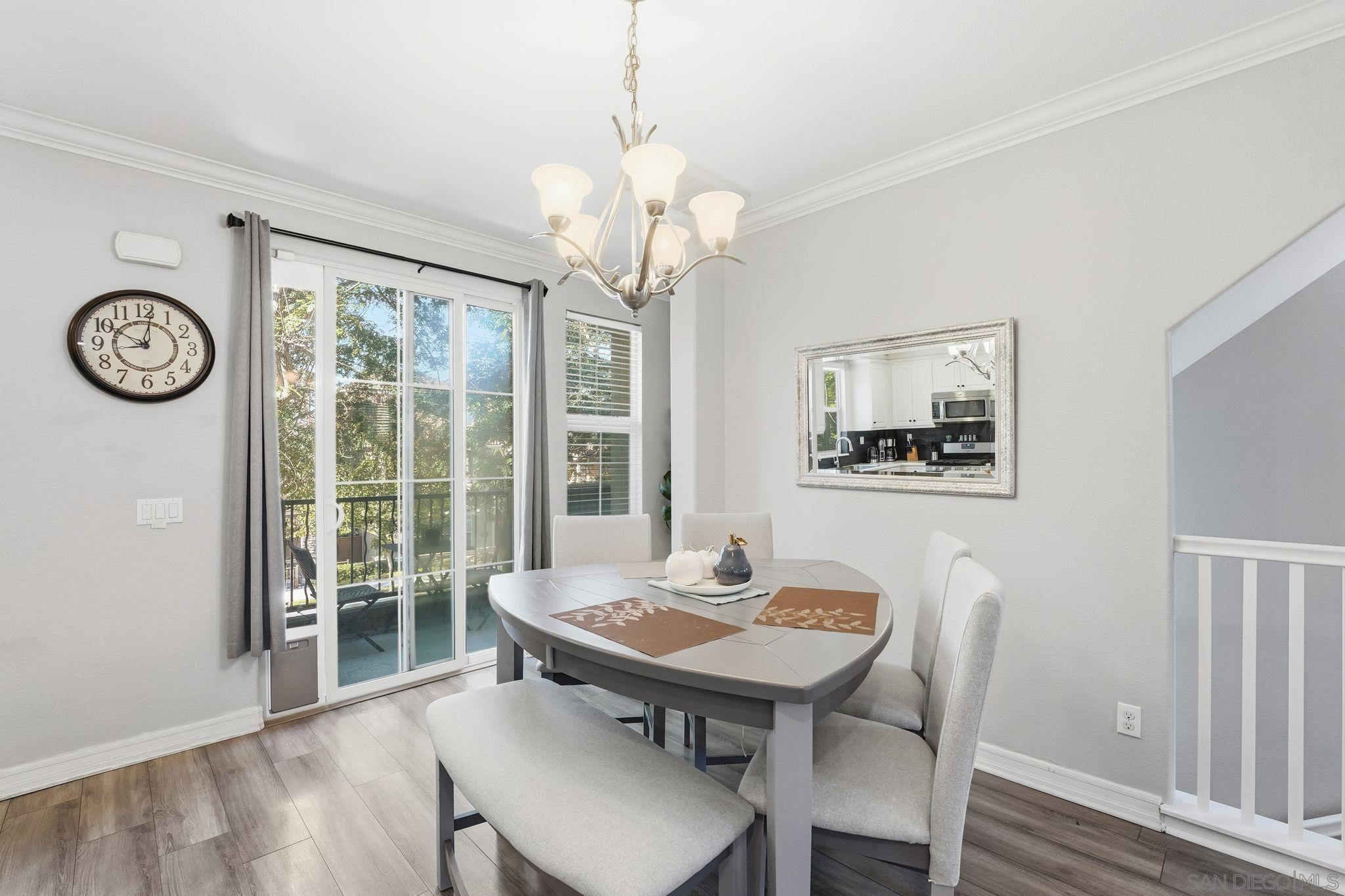 Detail Gallery Image 14 of 35 For 1830  Crimson Ct  #3,  Chula Vista,  CA 91913 - 2 Beds | 2/1 Baths