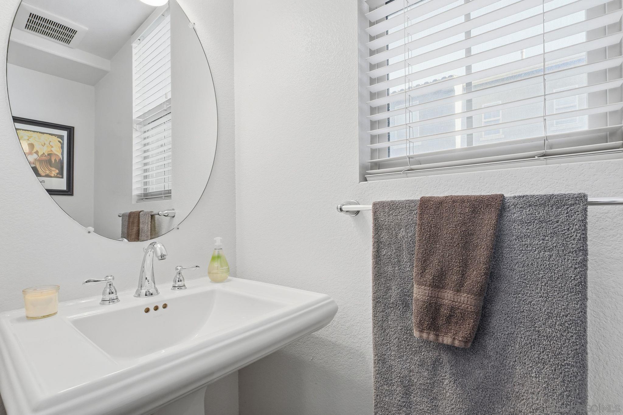 Detail Gallery Image 26 of 35 For 1830  Crimson Ct  #3,  Chula Vista,  CA 91913 - 2 Beds | 2/1 Baths