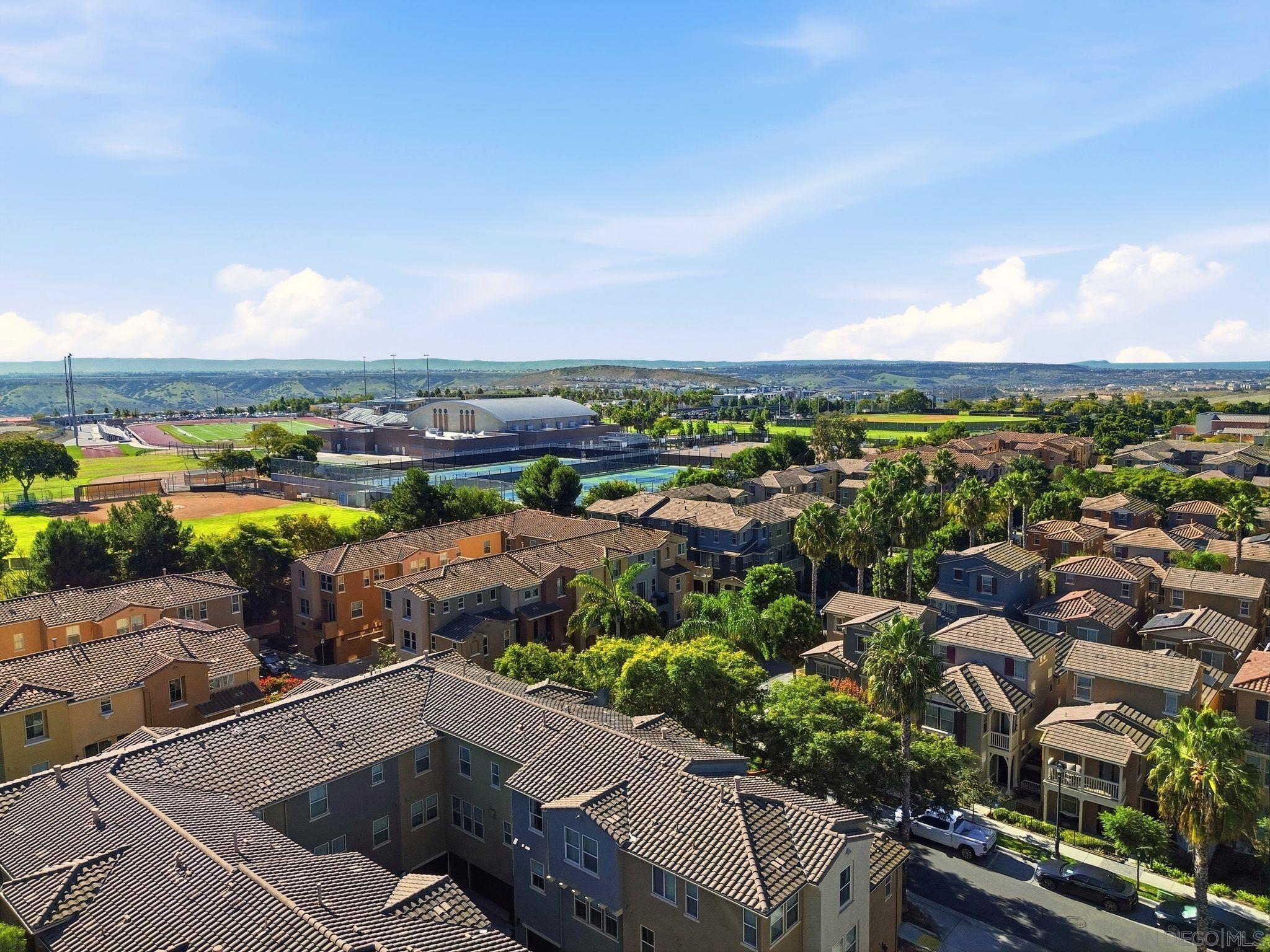 Detail Gallery Image 31 of 35 For 1830  Crimson Ct  #3,  Chula Vista,  CA 91913 - 2 Beds | 2/1 Baths