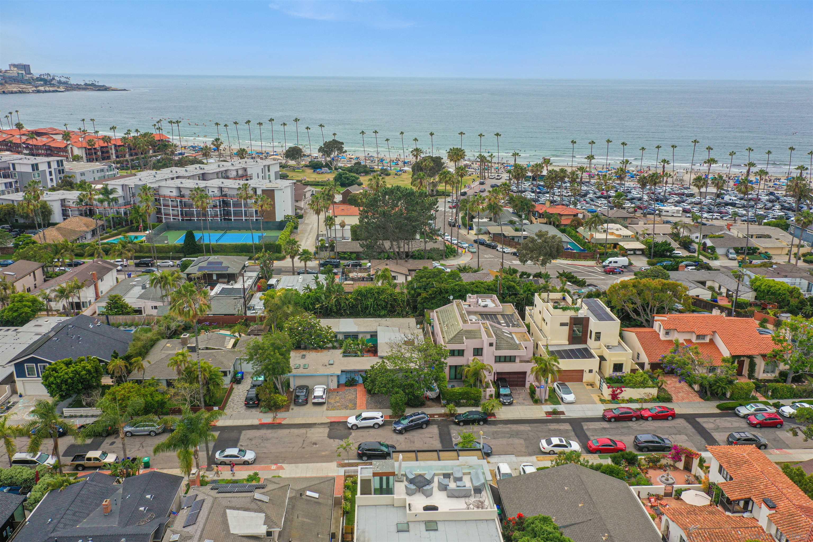 Detail Gallery Image 24 of 38 For 8260  Paseo Del Ocaso, La Jolla,  CA 92037 - 4 Beds | 2 Baths