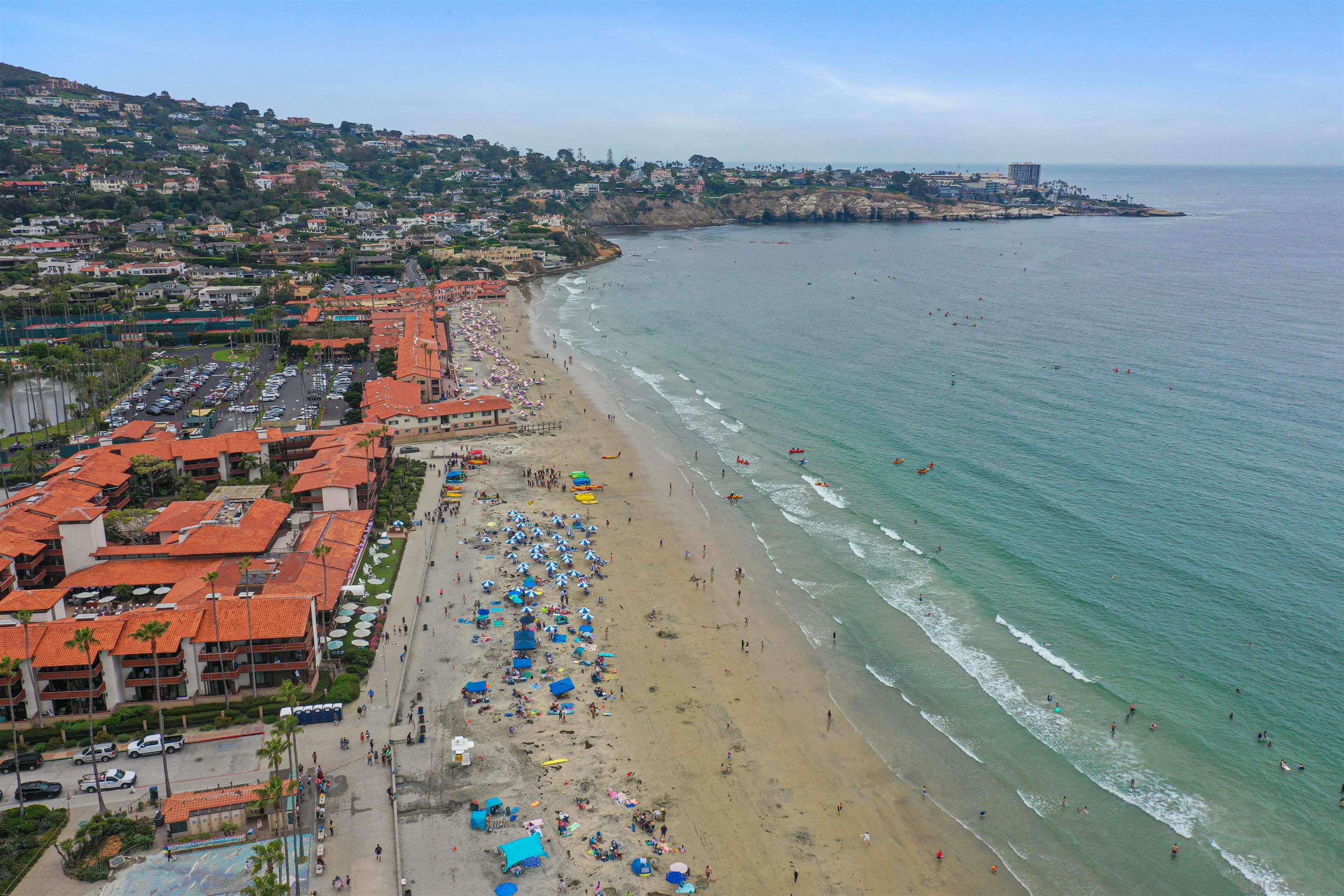 Detail Gallery Image 35 of 38 For 8260  Paseo Del Ocaso, La Jolla,  CA 92037 - 4 Beds | 2 Baths