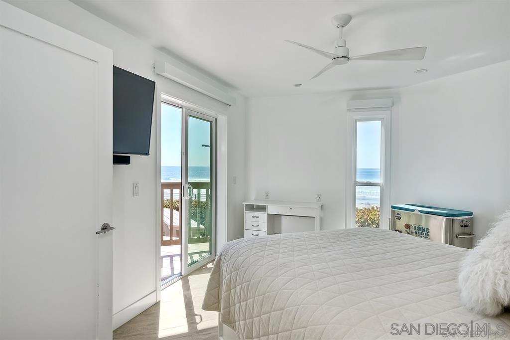 Detail Gallery Image 14 of 24 For 4465  Ocean Blvd  #UNIT 1,  San Diego,  CA 92109 - 2 Beds | 2 Baths