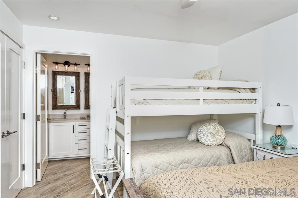 Detail Gallery Image 18 of 24 For 4465  Ocean Blvd  #UNIT 1,  San Diego,  CA 92109 - 2 Beds | 2 Baths