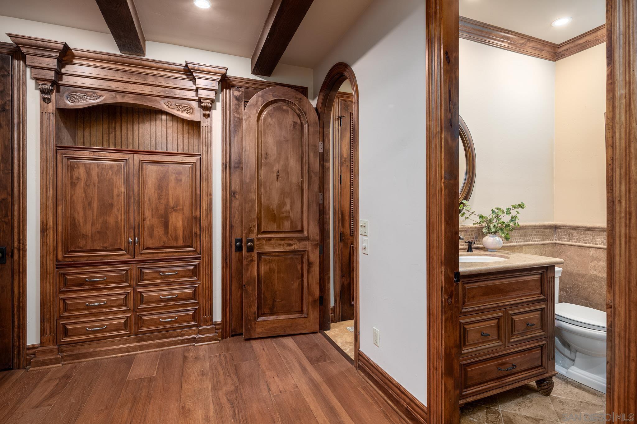 Detail Gallery Image 23 of 39 For 8341  Santaluz Village Green E, San Diego,  CA 92127 - 3 Beds | 2/1 Baths