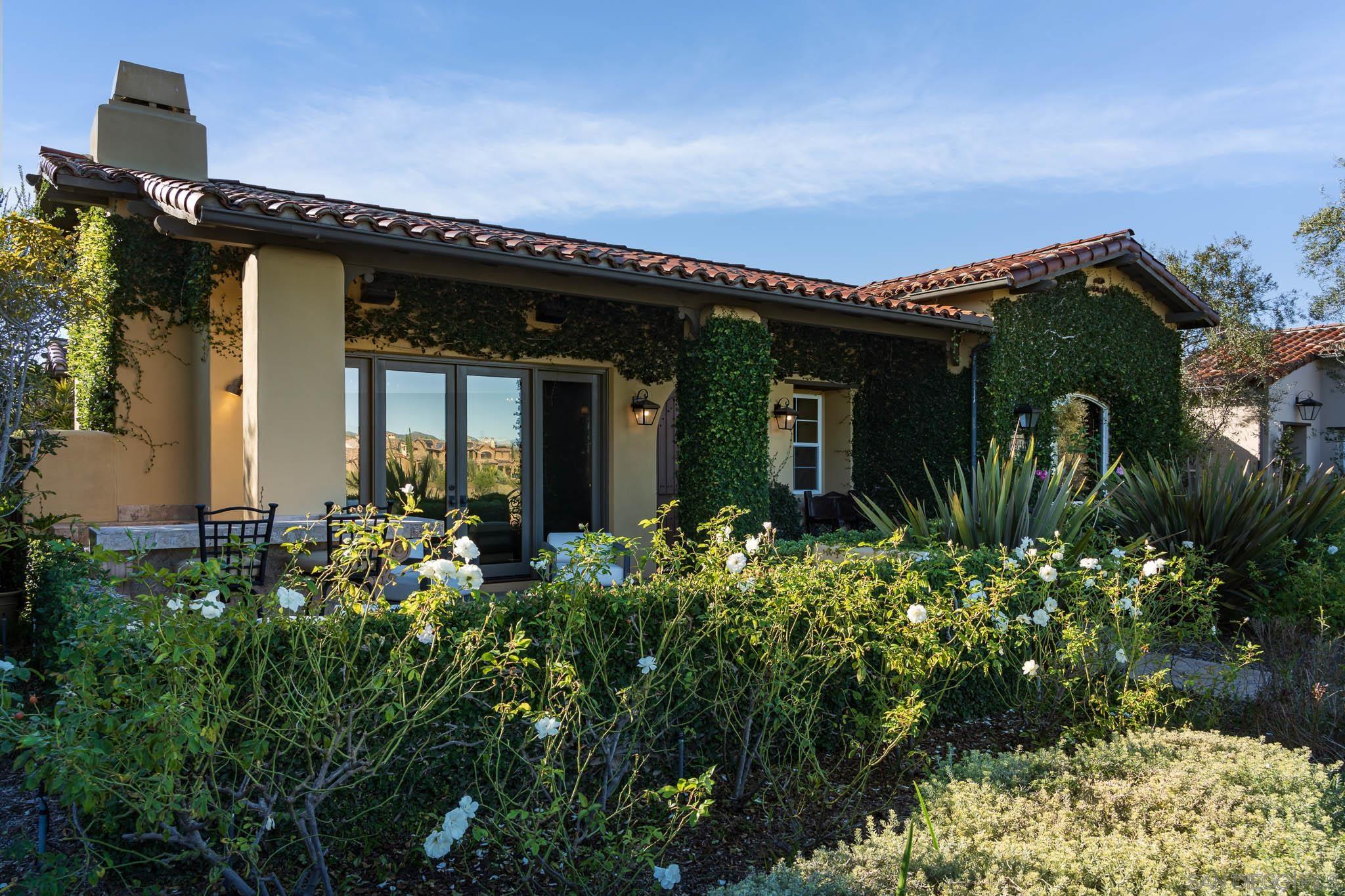 Detail Gallery Image 27 of 39 For 8341  Santaluz Village Green E, San Diego,  CA 92127 - 3 Beds | 2/1 Baths