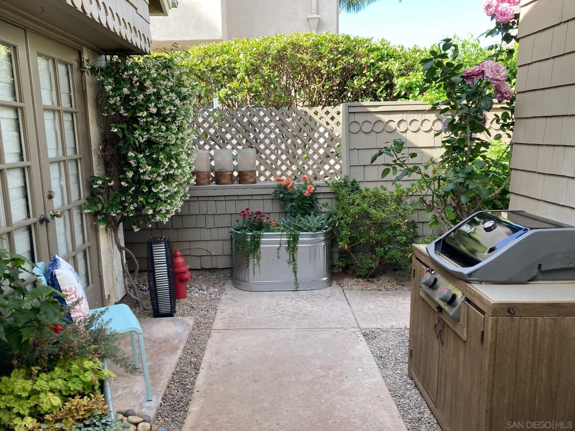 Detail Gallery Image 22 of 24 For 4023  Avenida Brisa, Rancho Santa Fe,  CA 92091 - 3 Beds | 2 Baths