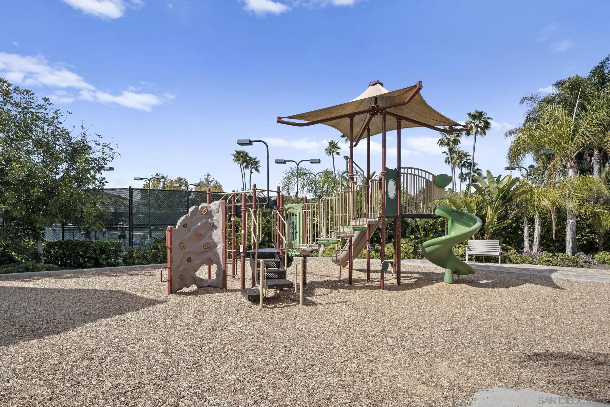 Detail Gallery Image 23 of 29 For 18752  Caminito Cantilena  #166,  San Diego,  CA 92128 - 1 Beds | 1 Baths