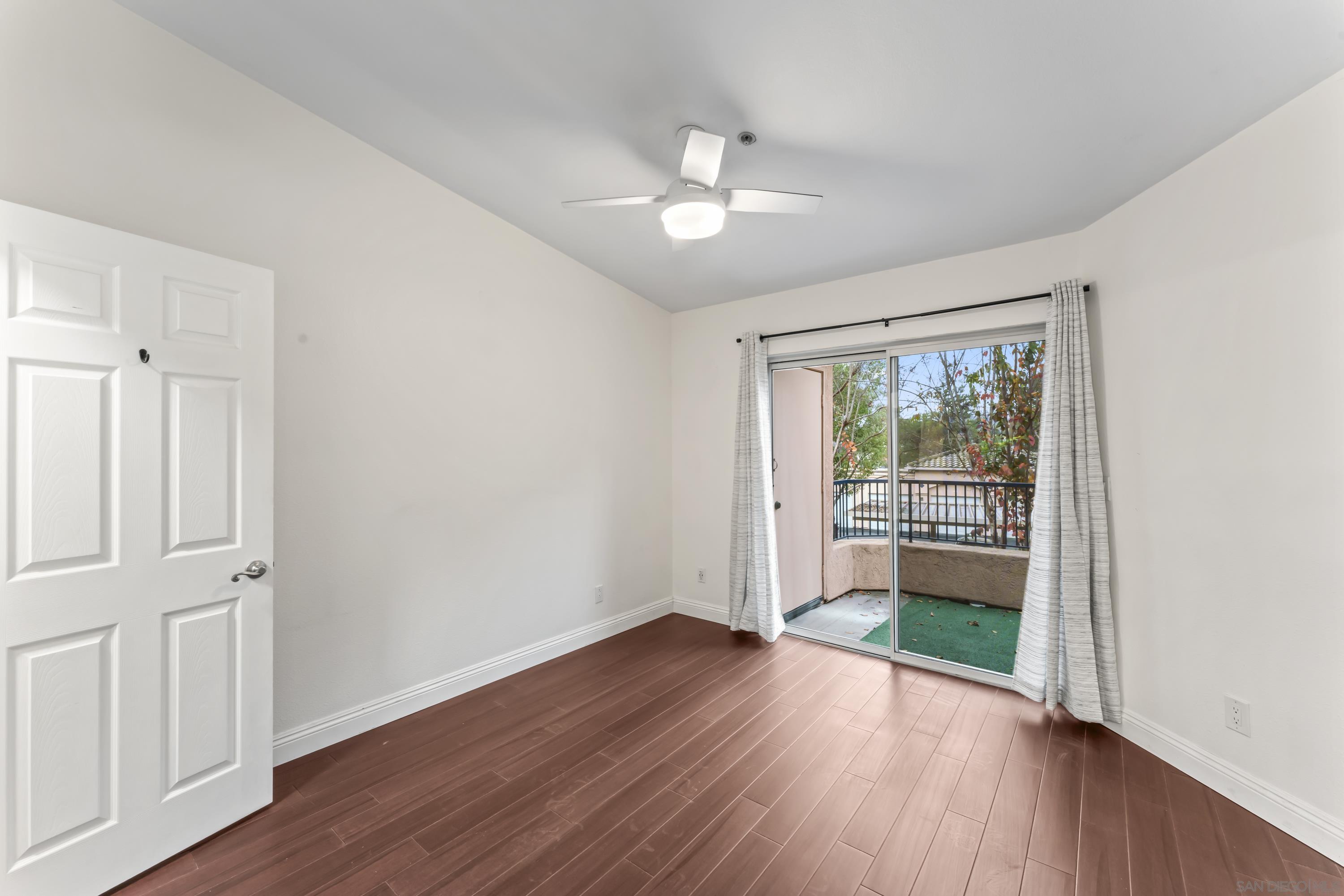 Detail Gallery Image 9 of 29 For 18752  Caminito Cantilena  #166,  San Diego,  CA 92128 - 1 Beds | 1 Baths
