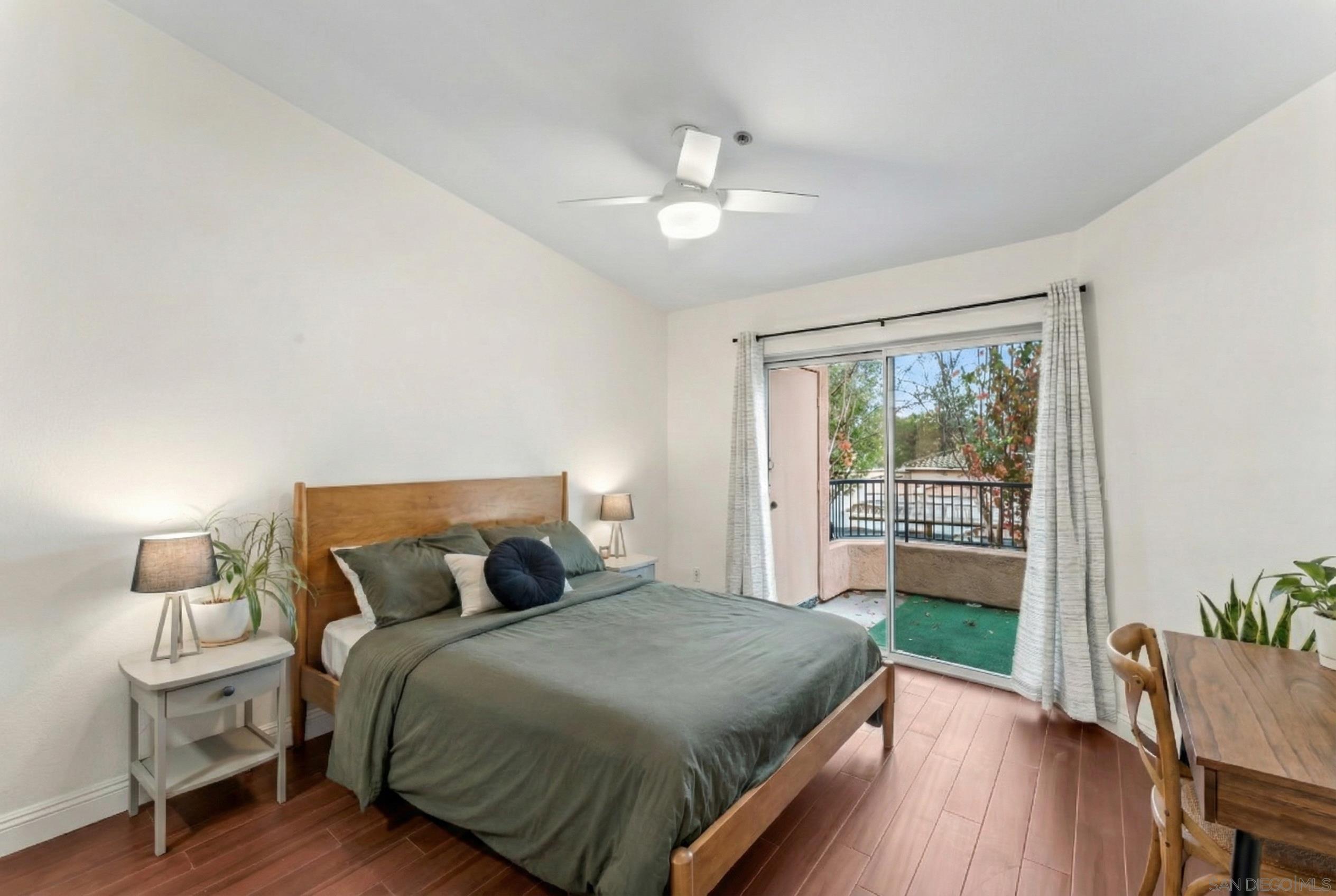 Detail Gallery Image 10 of 29 For 18752  Caminito Cantilena  #166,  San Diego,  CA 92128 - 1 Beds | 1 Baths