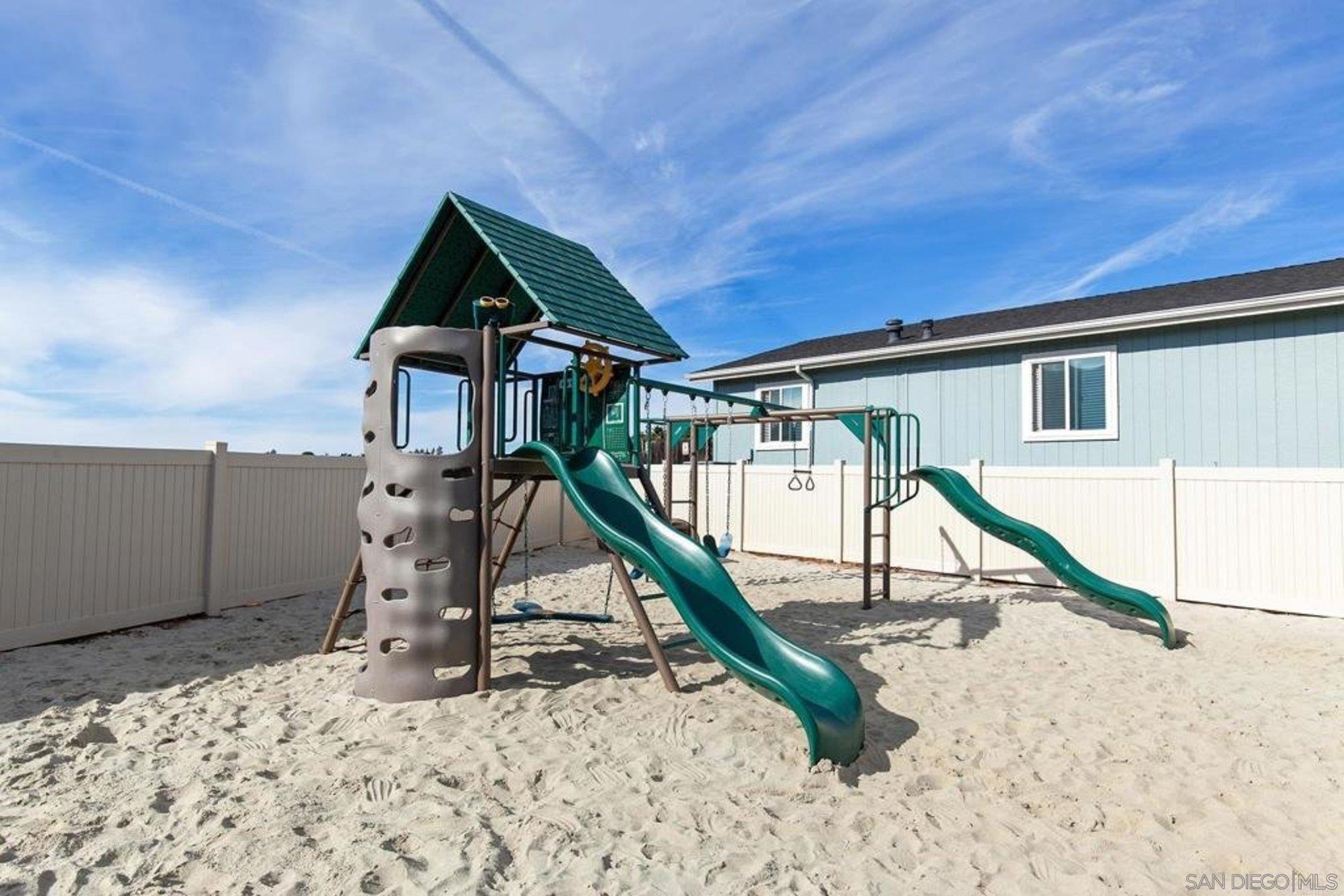 Detail Gallery Image 24 of 25 For 15935  Spring Oaks Road  #98,  El Cajon,  CA 92021 - 3 Beds | 2 Baths