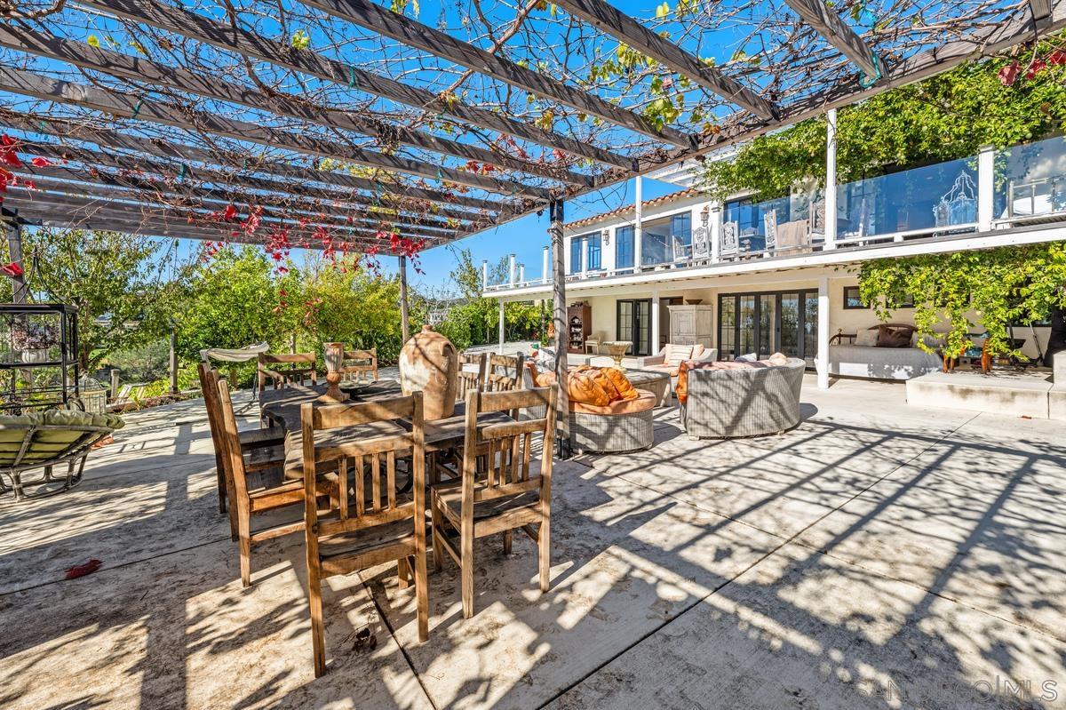 Detail Gallery Image 27 of 40 For 2303  Wilbur Ave, San Diego,  CA 92109 - 4 Beds | 2 Baths