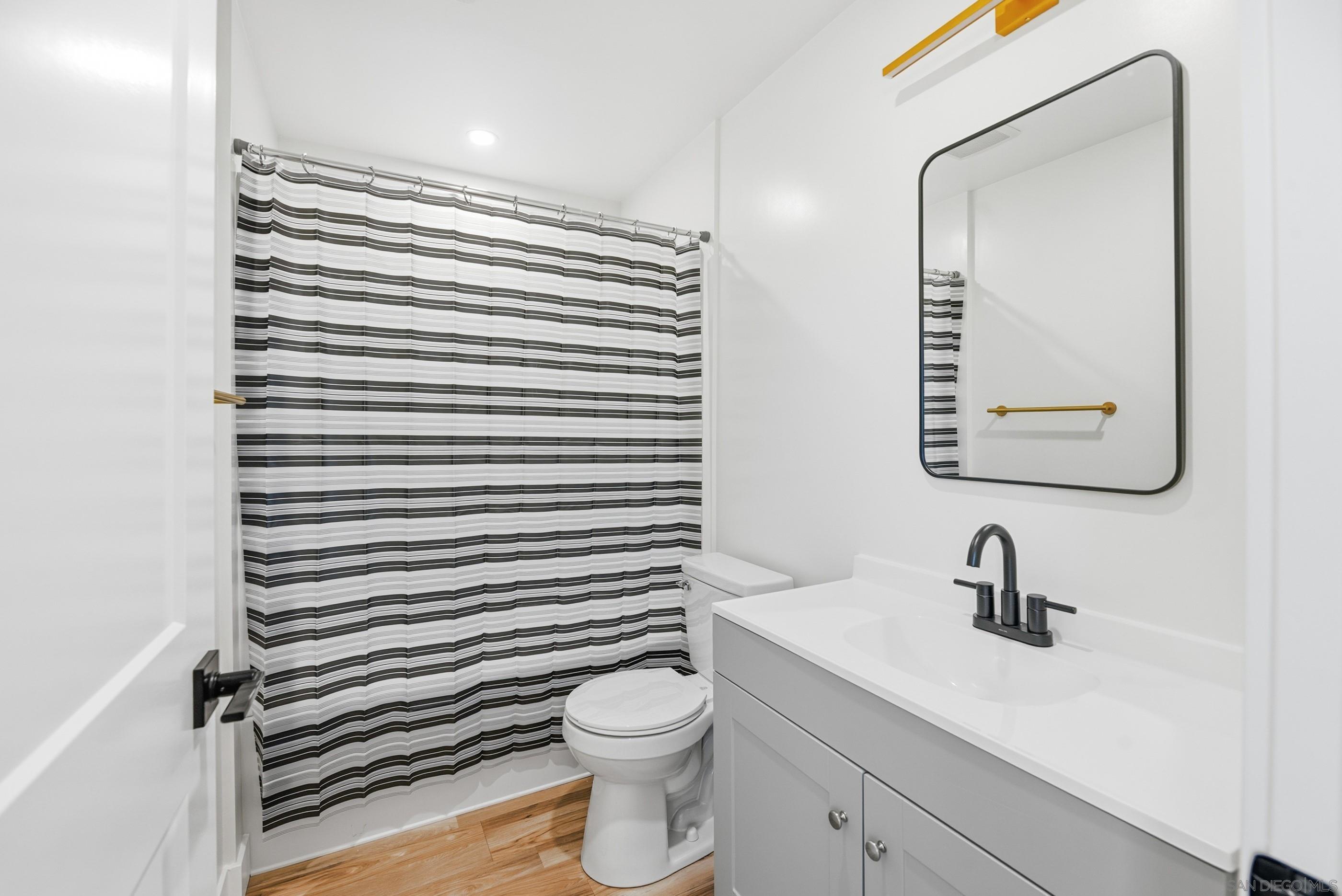 Detail Gallery Image 13 of 14 For 4542  Polk Ave, San Diego,  CA 92105 - 3 Beds | 3 Baths