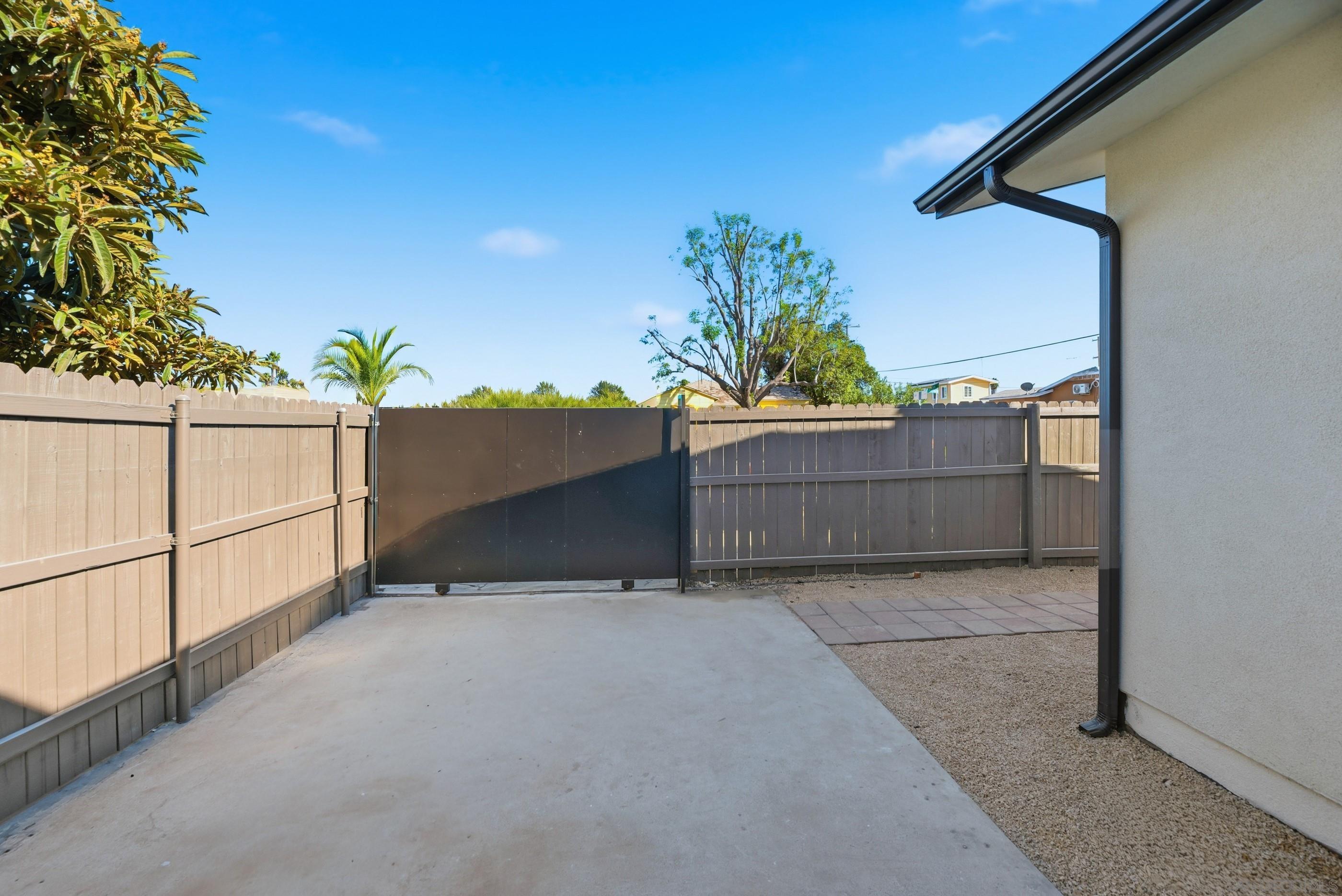 Detail Gallery Image 14 of 14 For 4542  Polk Ave, San Diego,  CA 92105 - 3 Beds | 3 Baths