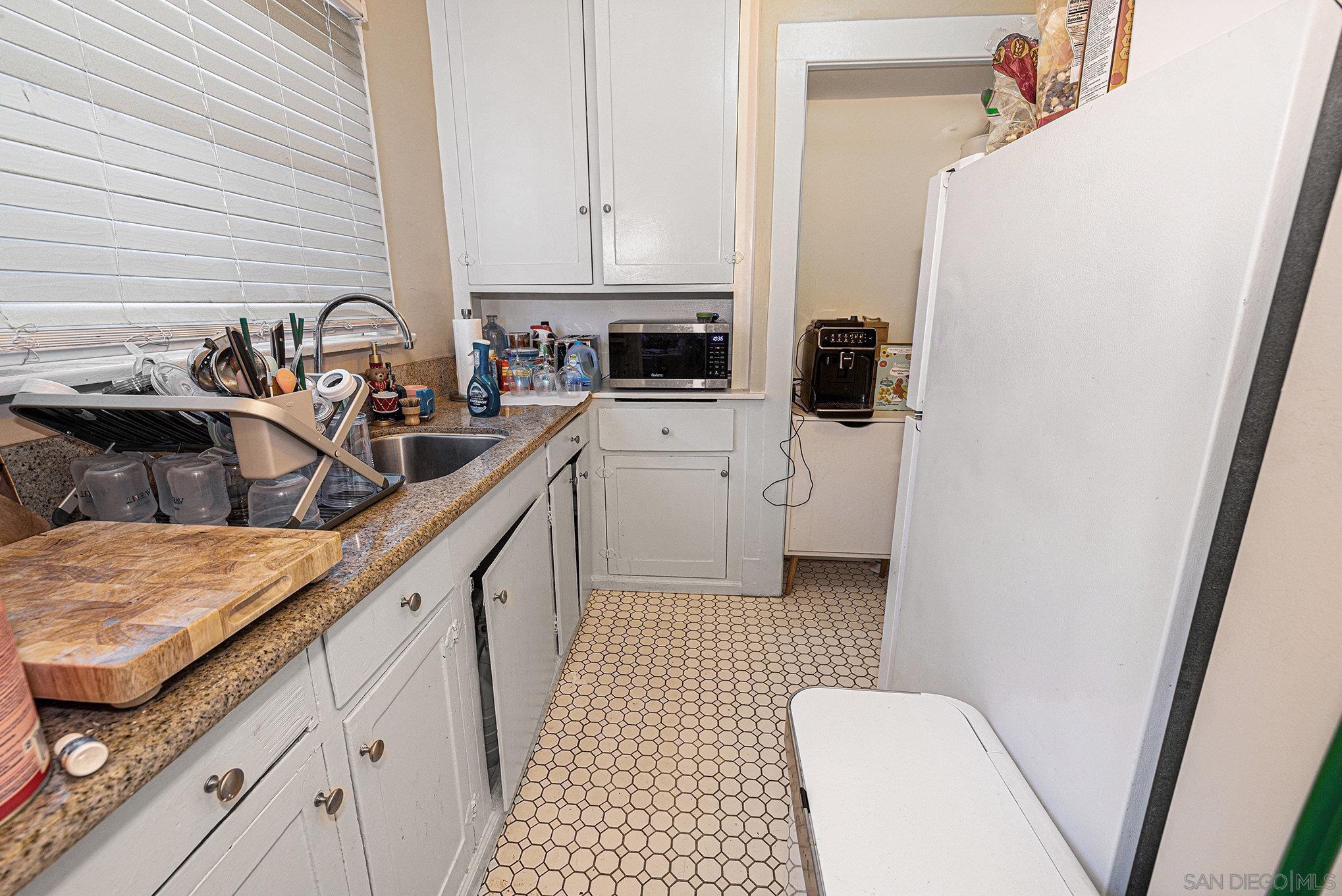 Detail Gallery Image 12 of 28 For 3042-48  Broadway, San Diego,  CA 92102 - – Beds | – Baths