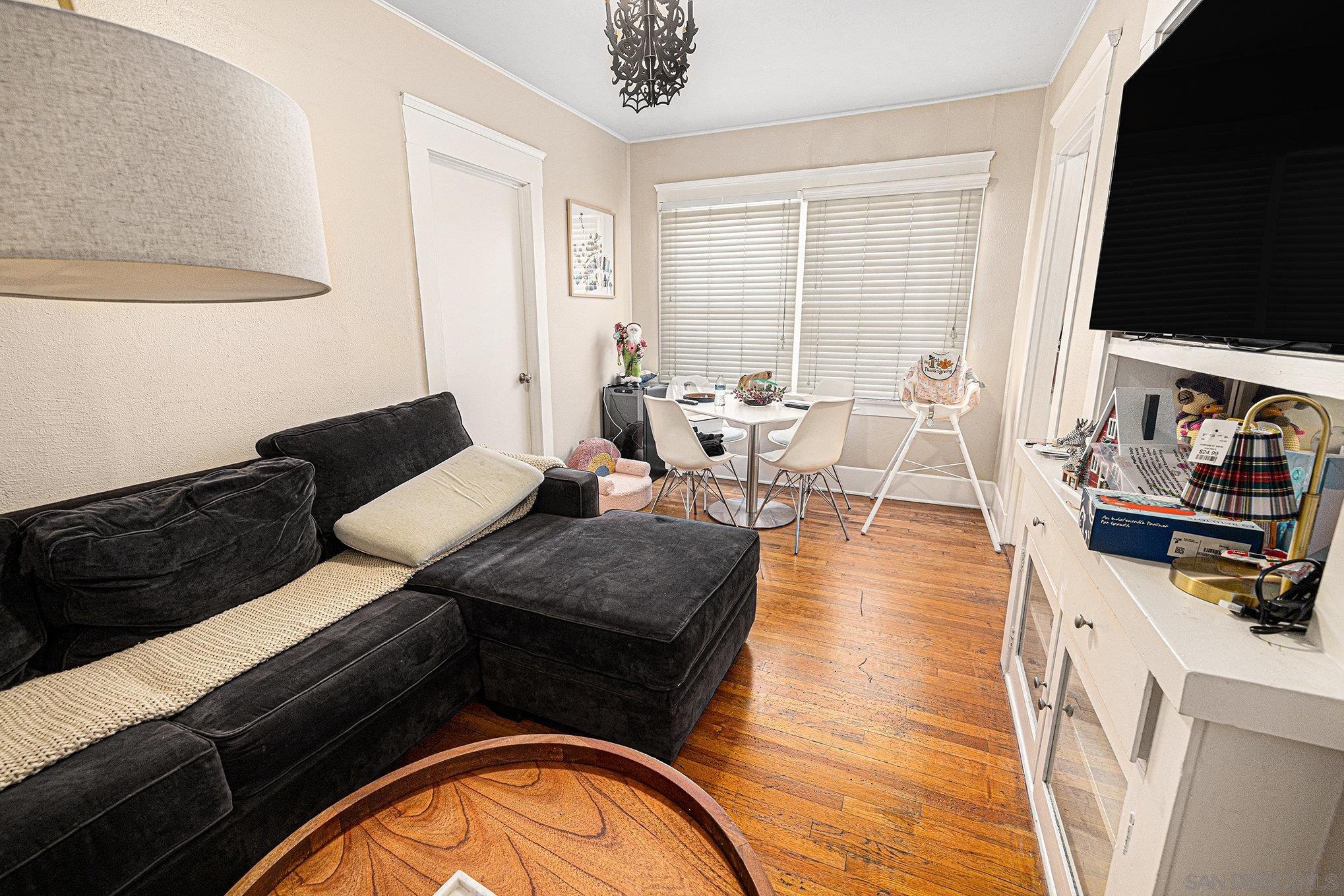 Detail Gallery Image 14 of 28 For 3042-48  Broadway, San Diego,  CA 92102 - – Beds | – Baths