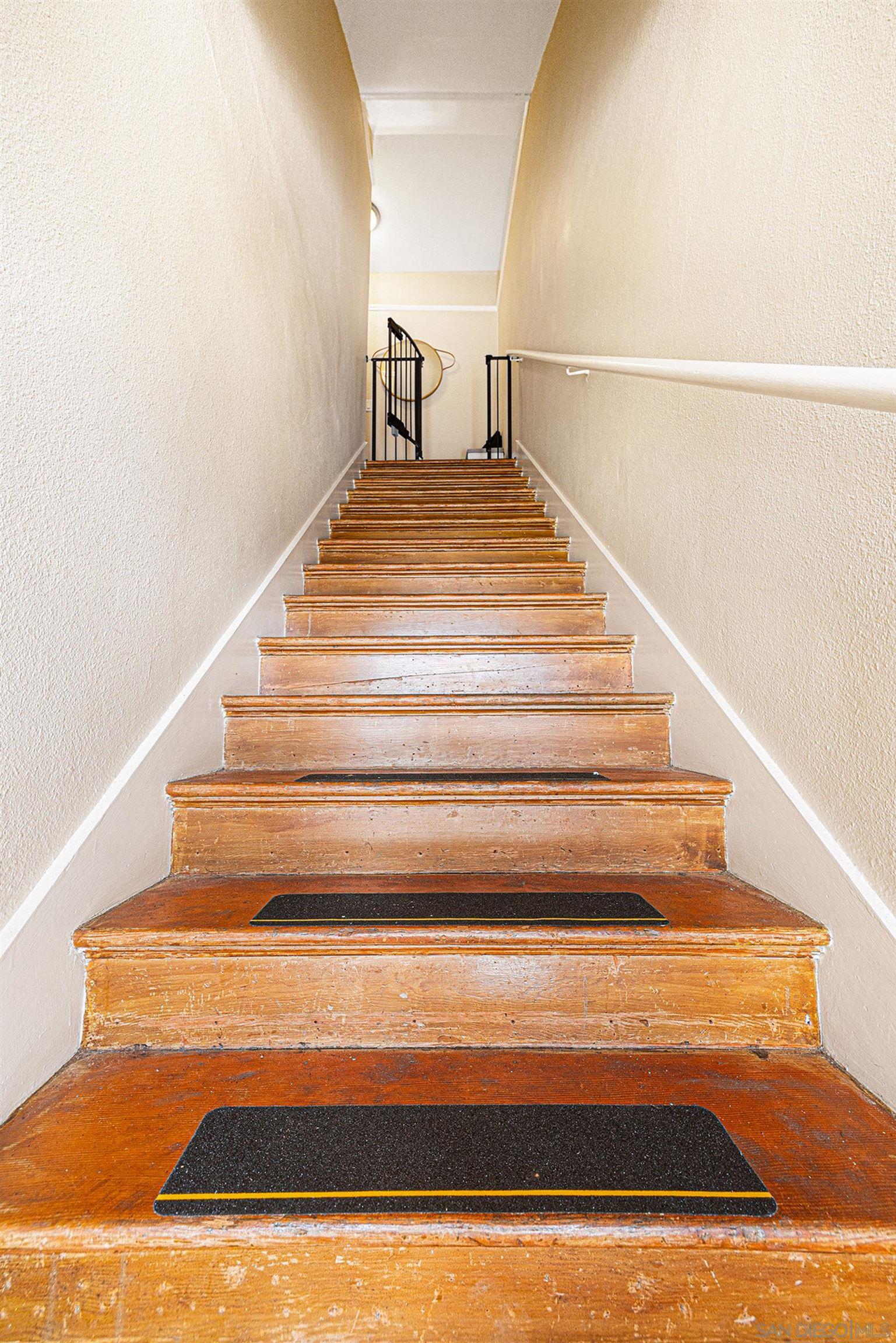 Detail Gallery Image 15 of 28 For 3042-48  Broadway, San Diego,  CA 92102 - – Beds | – Baths