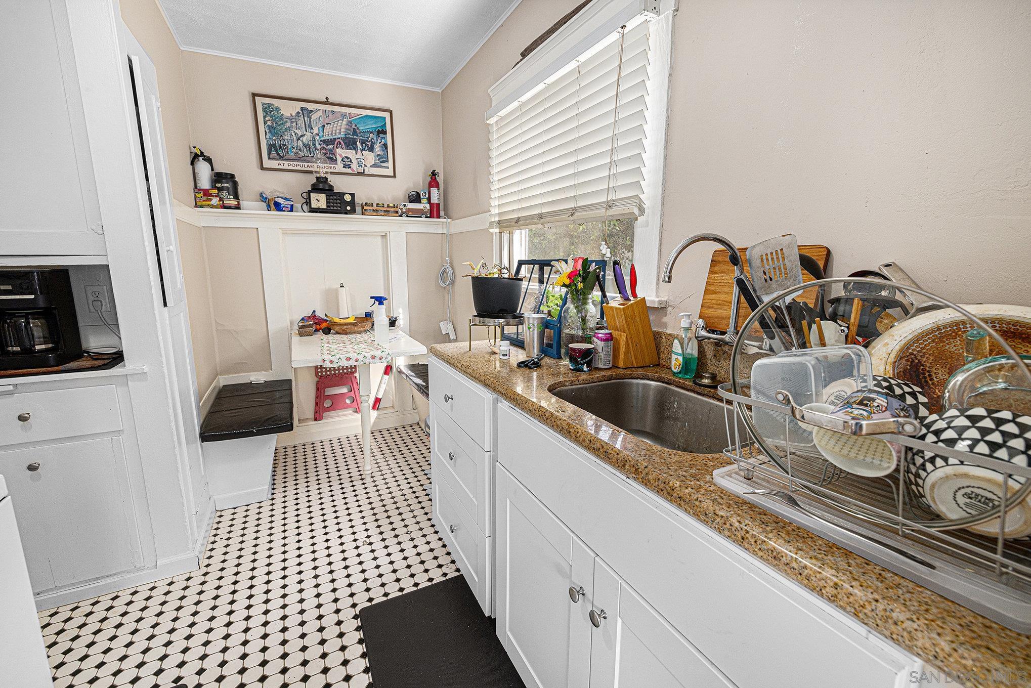 Detail Gallery Image 9 of 28 For 3042-48  Broadway, San Diego,  CA 92102 - – Beds | – Baths