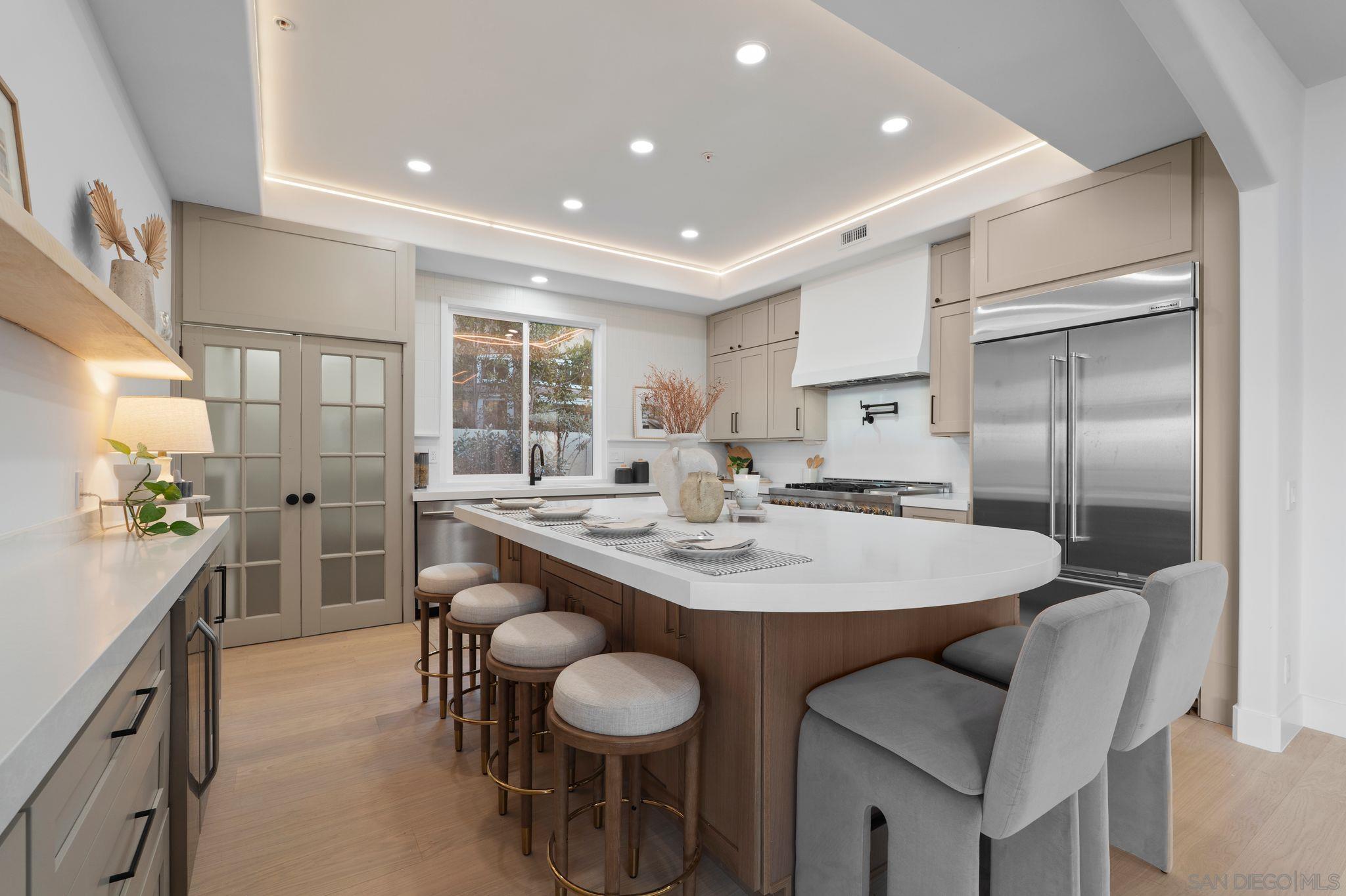 Detail Gallery Image 3 of 44 For 14740  Caminito Porta Delgada, Del Mar,  CA 92014 - 5 Beds | 4/1 Baths