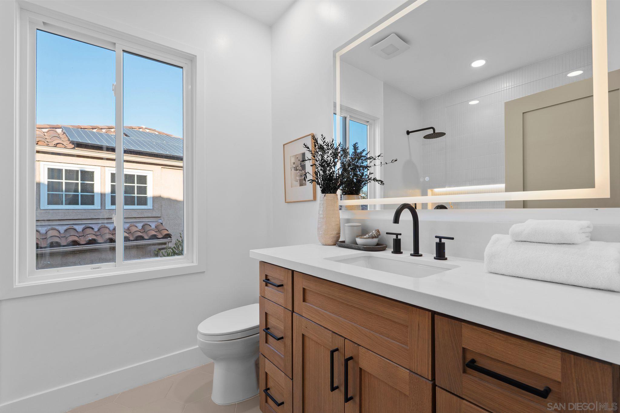 Detail Gallery Image 20 of 44 For 14740  Caminito Porta Delgada, Del Mar,  CA 92014 - 5 Beds | 4/1 Baths