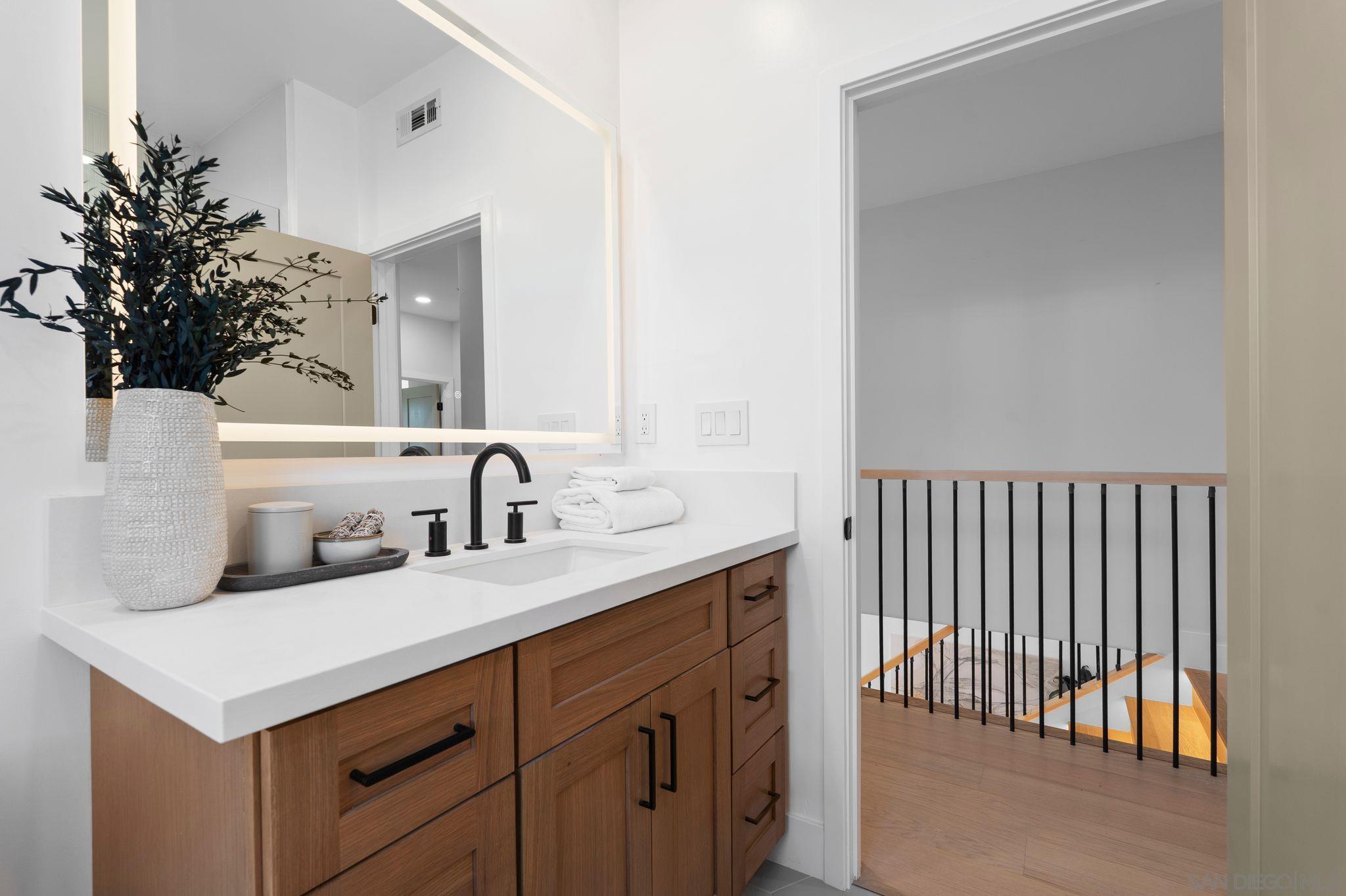 Detail Gallery Image 21 of 44 For 14740  Caminito Porta Delgada, Del Mar,  CA 92014 - 5 Beds | 4/1 Baths