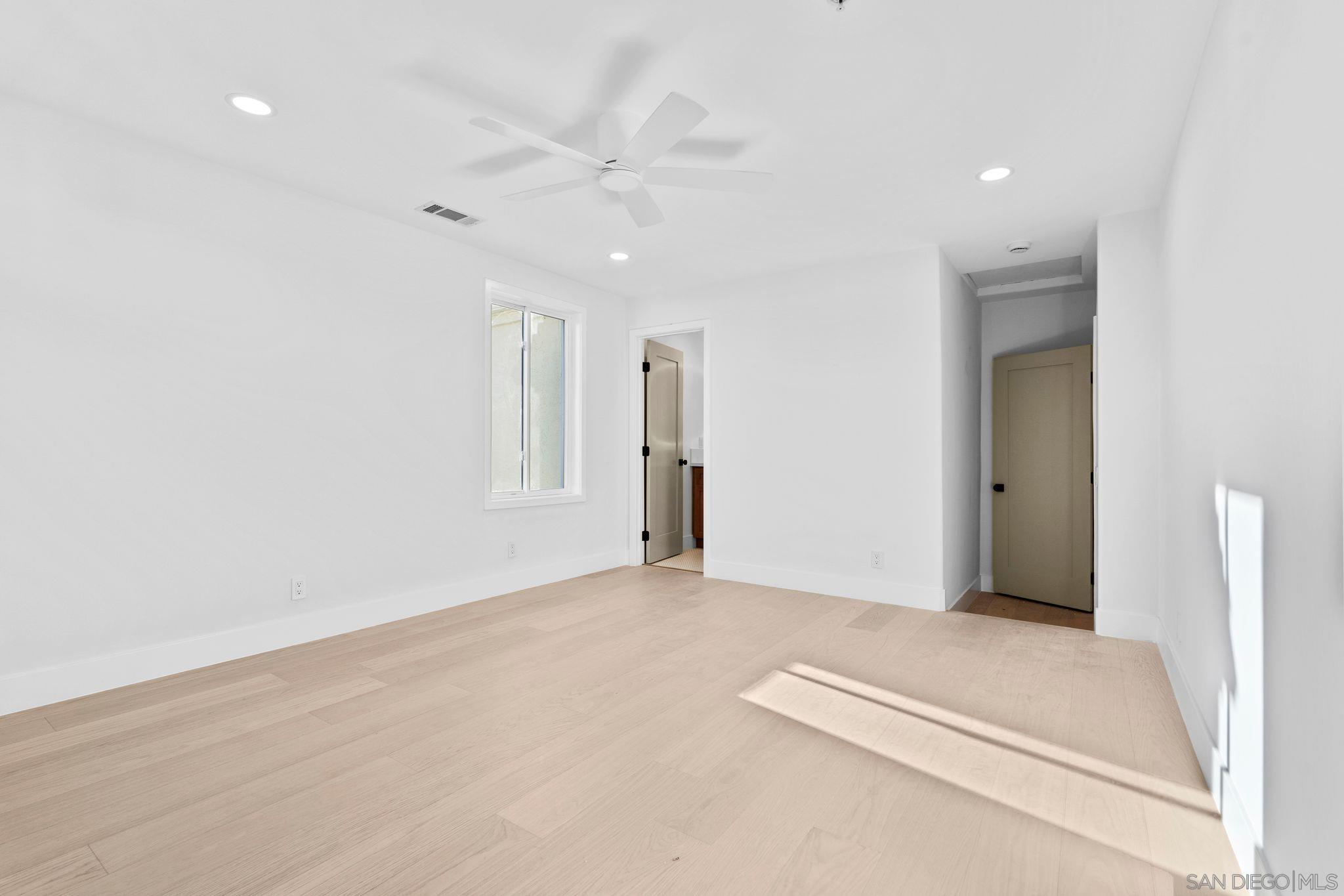 Detail Gallery Image 23 of 44 For 14740  Caminito Porta Delgada, Del Mar,  CA 92014 - 5 Beds | 4/1 Baths