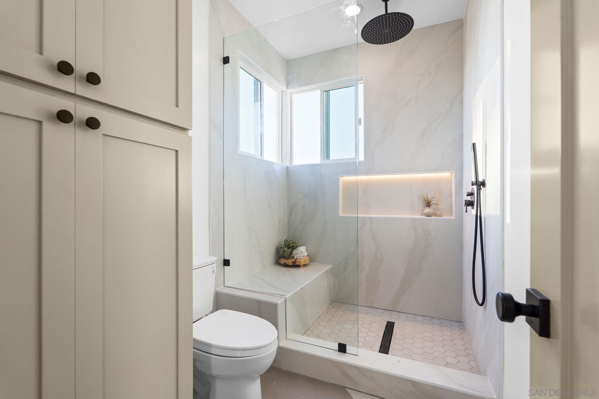 Detail Gallery Image 29 of 44 For 14740  Caminito Porta Delgada, Del Mar,  CA 92014 - 5 Beds | 4/1 Baths