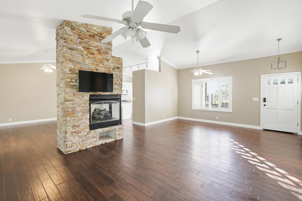 Detail Gallery Image 7 of 53 For 31503  Stardust Lane, Valley Center,  CA 92082 - 5 Beds | 3 Baths