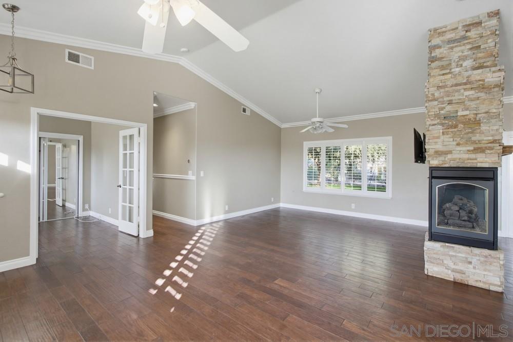 Detail Gallery Image 8 of 53 For 31503  Stardust Lane, Valley Center,  CA 92082 - 5 Beds | 3 Baths