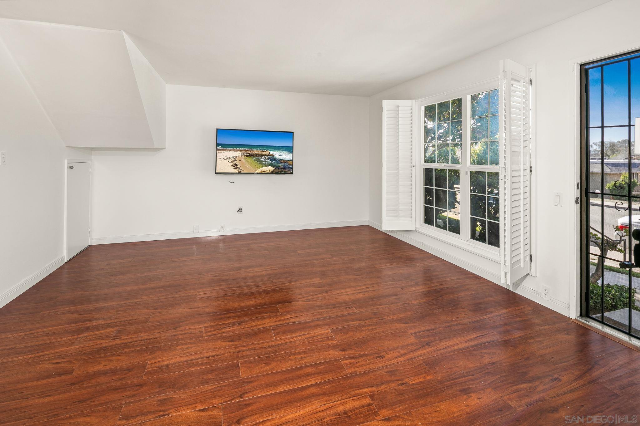 Detail Gallery Image 14 of 28 For 9679  Easter Way, San Diego,  CA 92121 - 3 Beds | 1/1 Baths