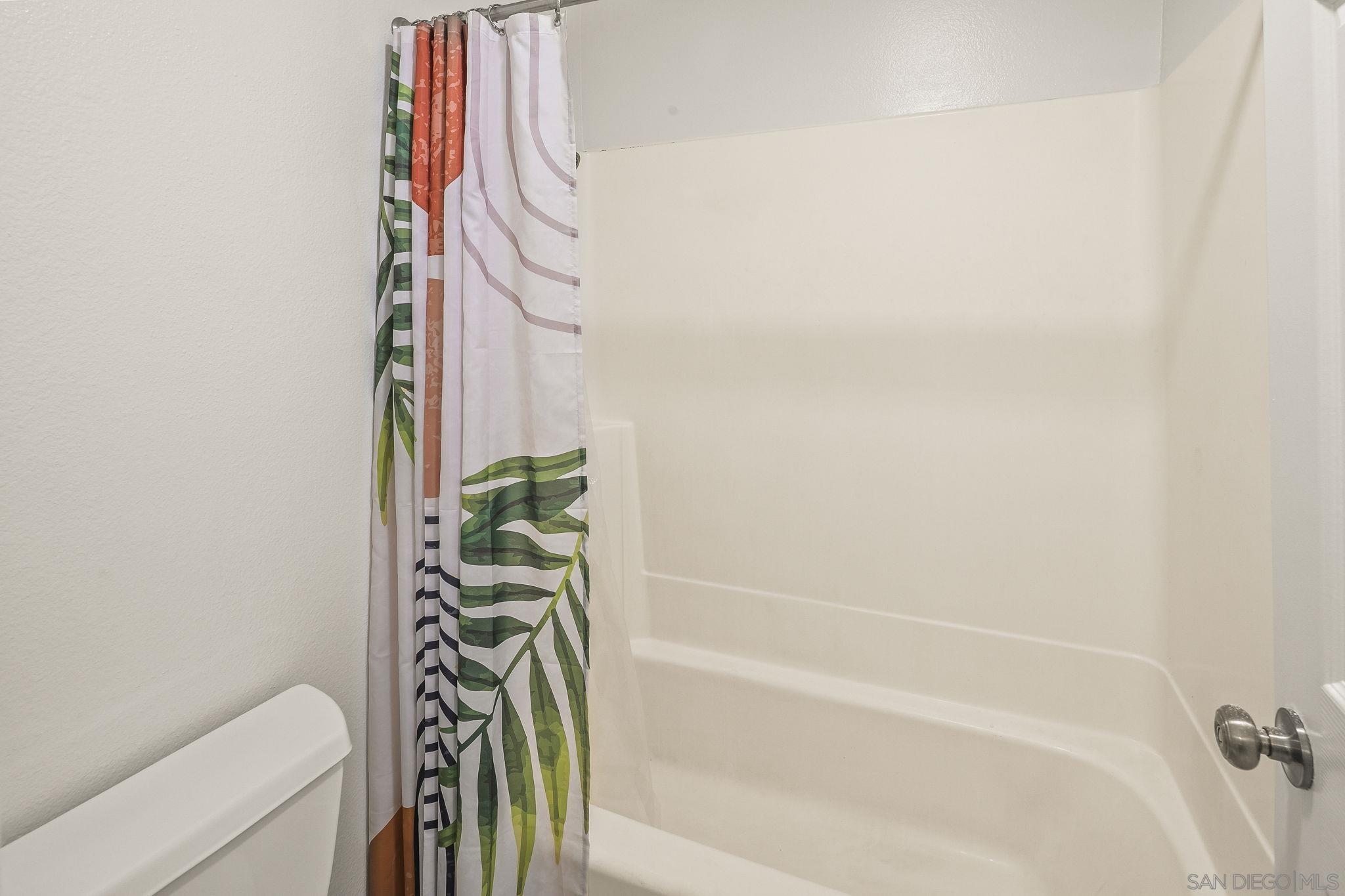 Detail Gallery Image 18 of 28 For 9679  Easter Way, San Diego,  CA 92121 - 3 Beds | 1/1 Baths